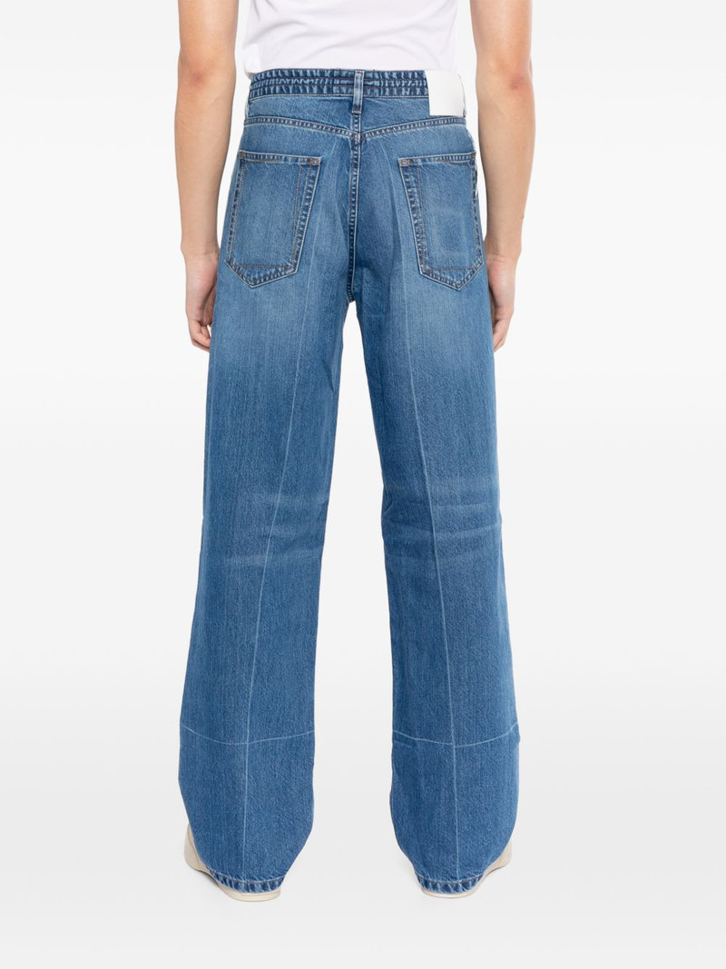 straight-leg jeans 4