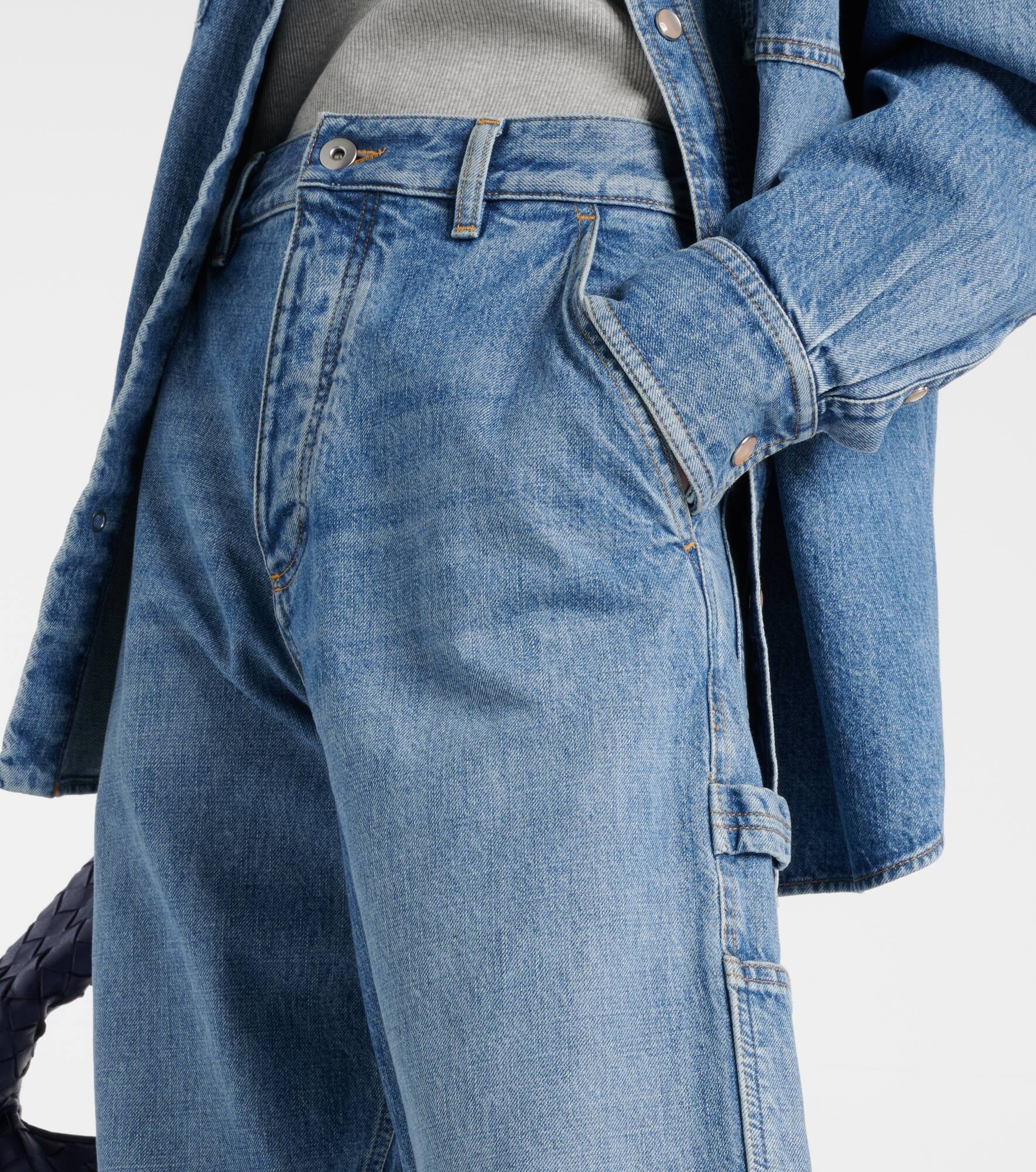 Mid-rise cargo jeans - 4