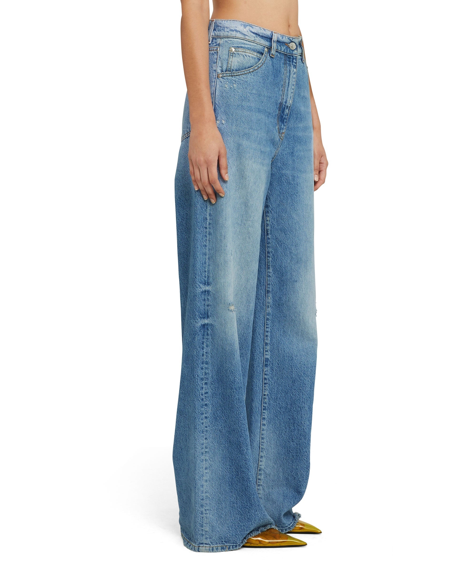Solid color jeans with flared legs - 5