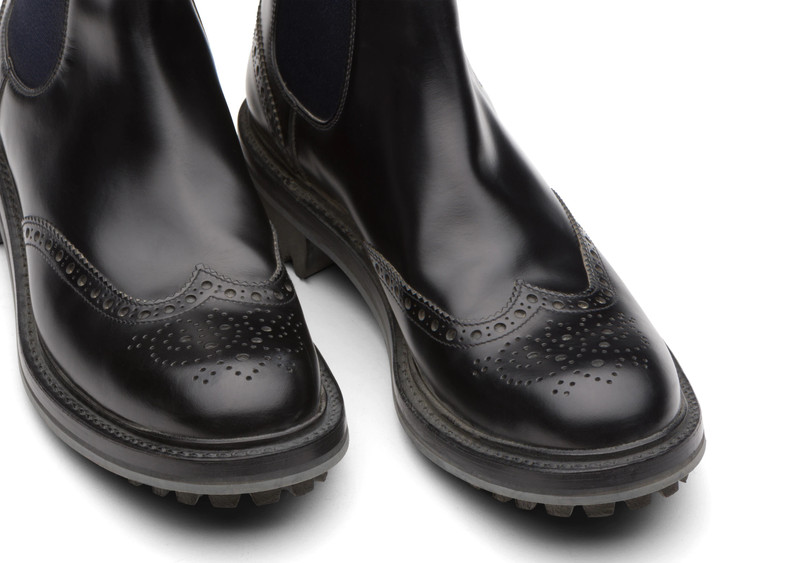 Aura 2 lw
Polished Binder Chelsea Boot Brogue Black/blue 4