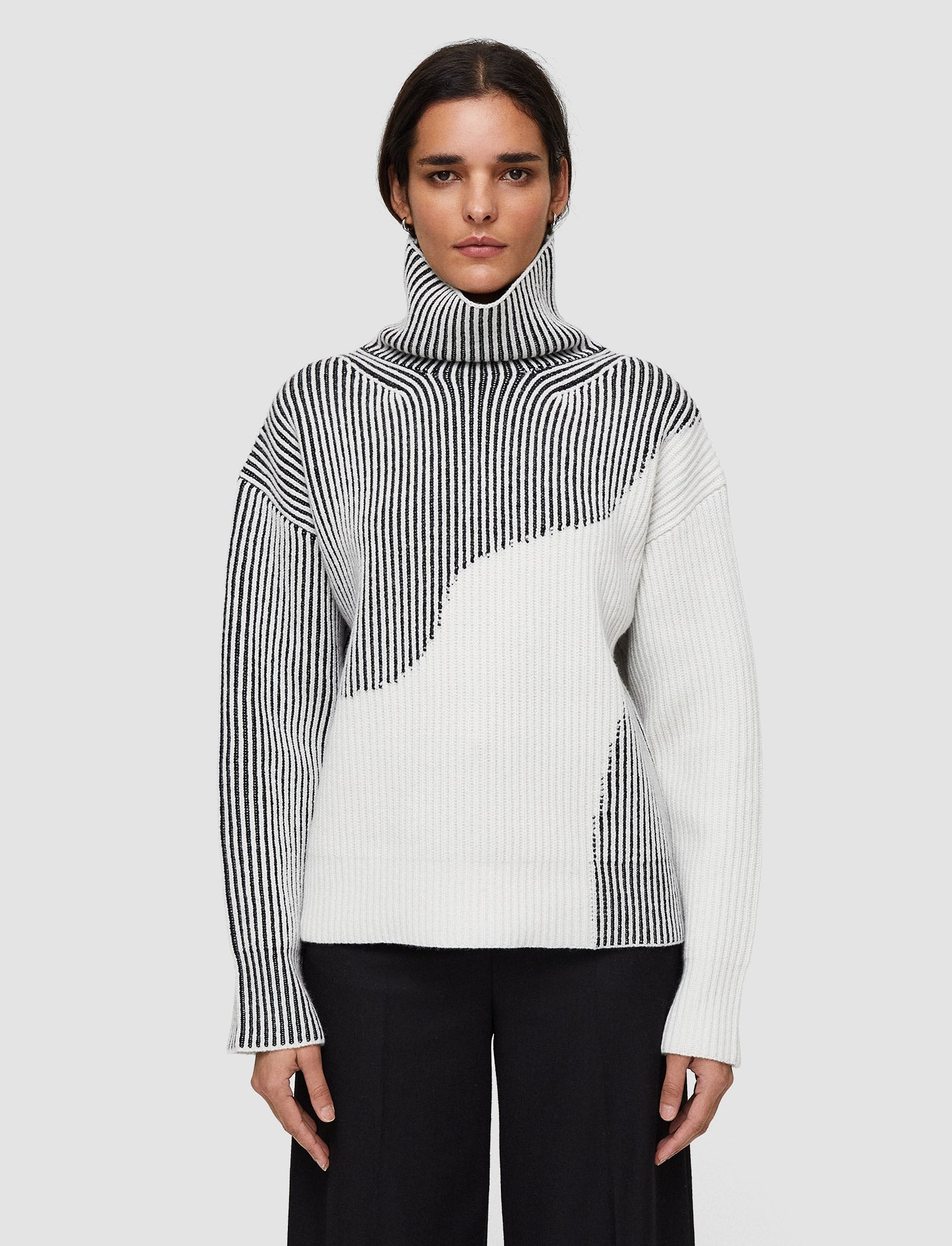 Cardigan Stitch Animation High Neck Jumper - 3