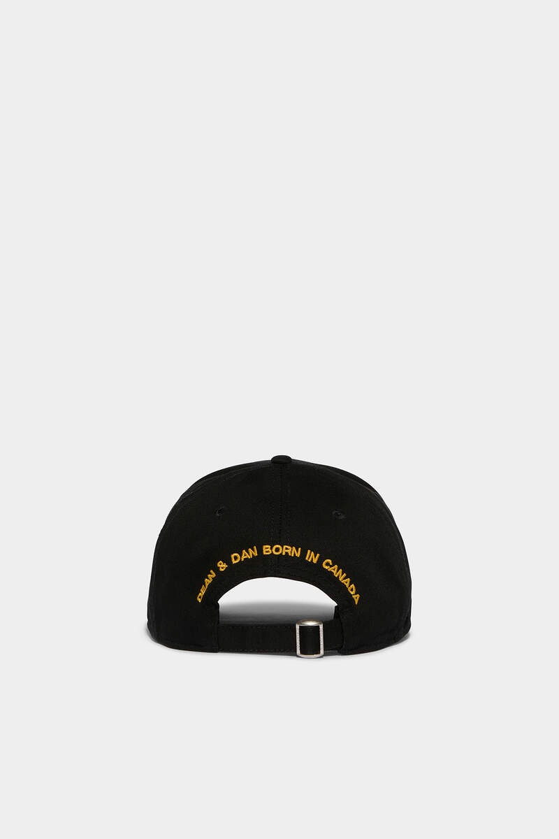 DSQUARED2 CANADIAN FLAG BASEBALL CAP outlook
