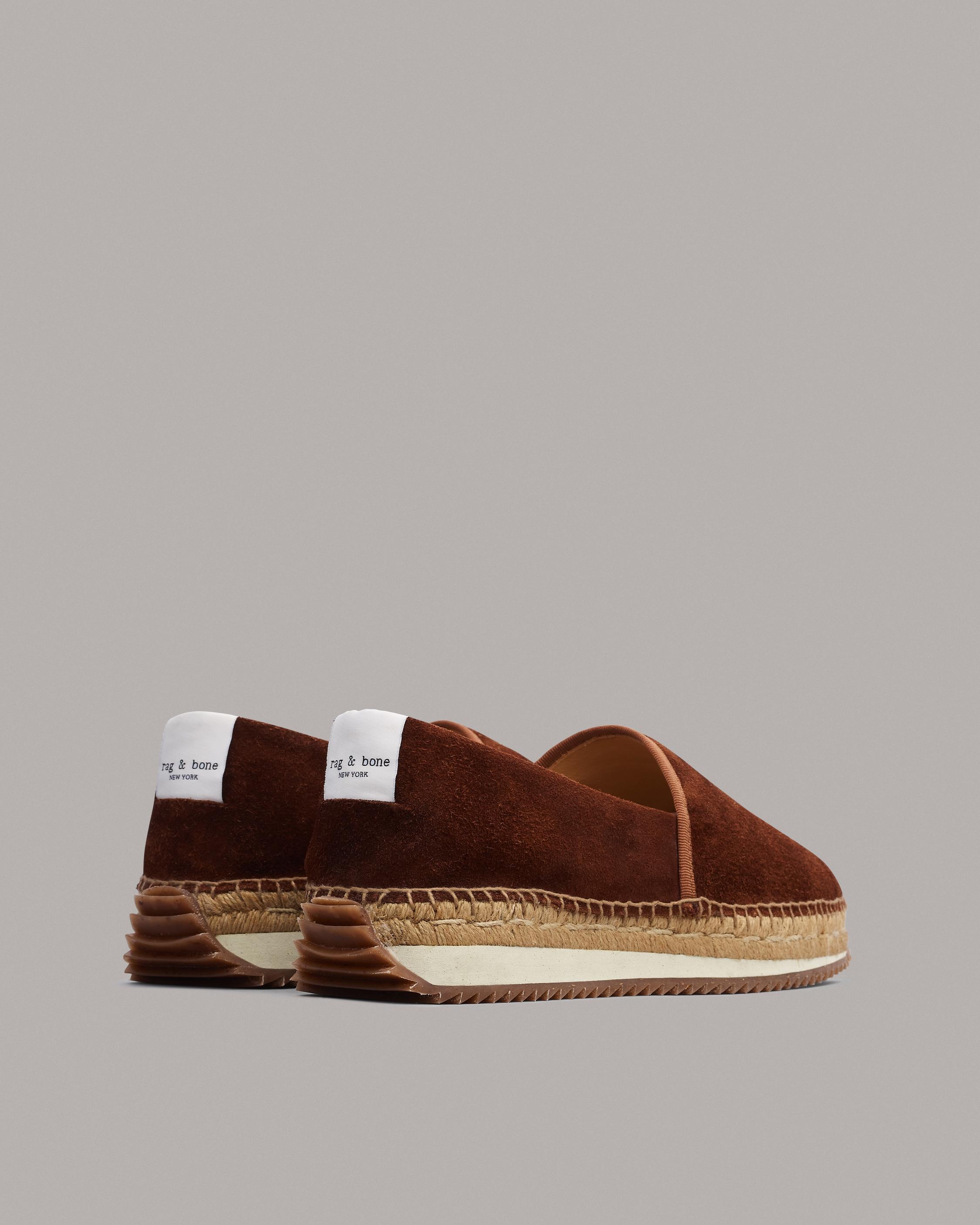 Rb Espadrille Runner - Suede
Slip-On Flat - 3