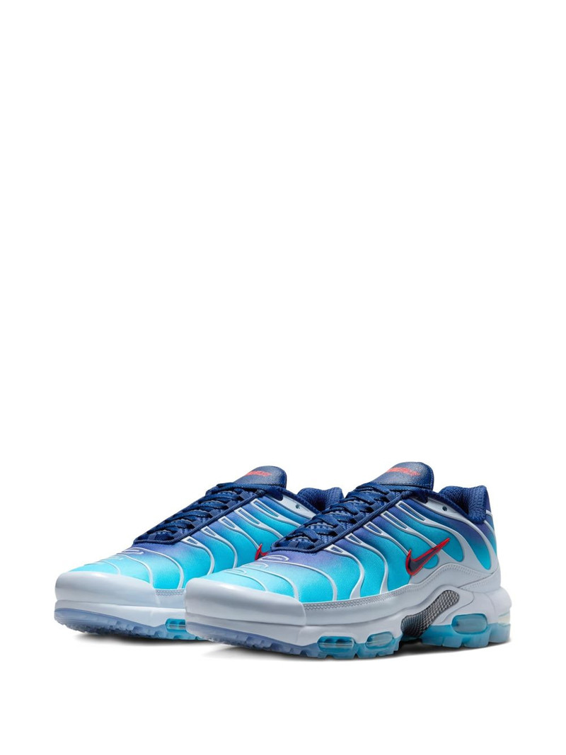 Nike Air Max Plus Golf swoosh detail sneakers outlook