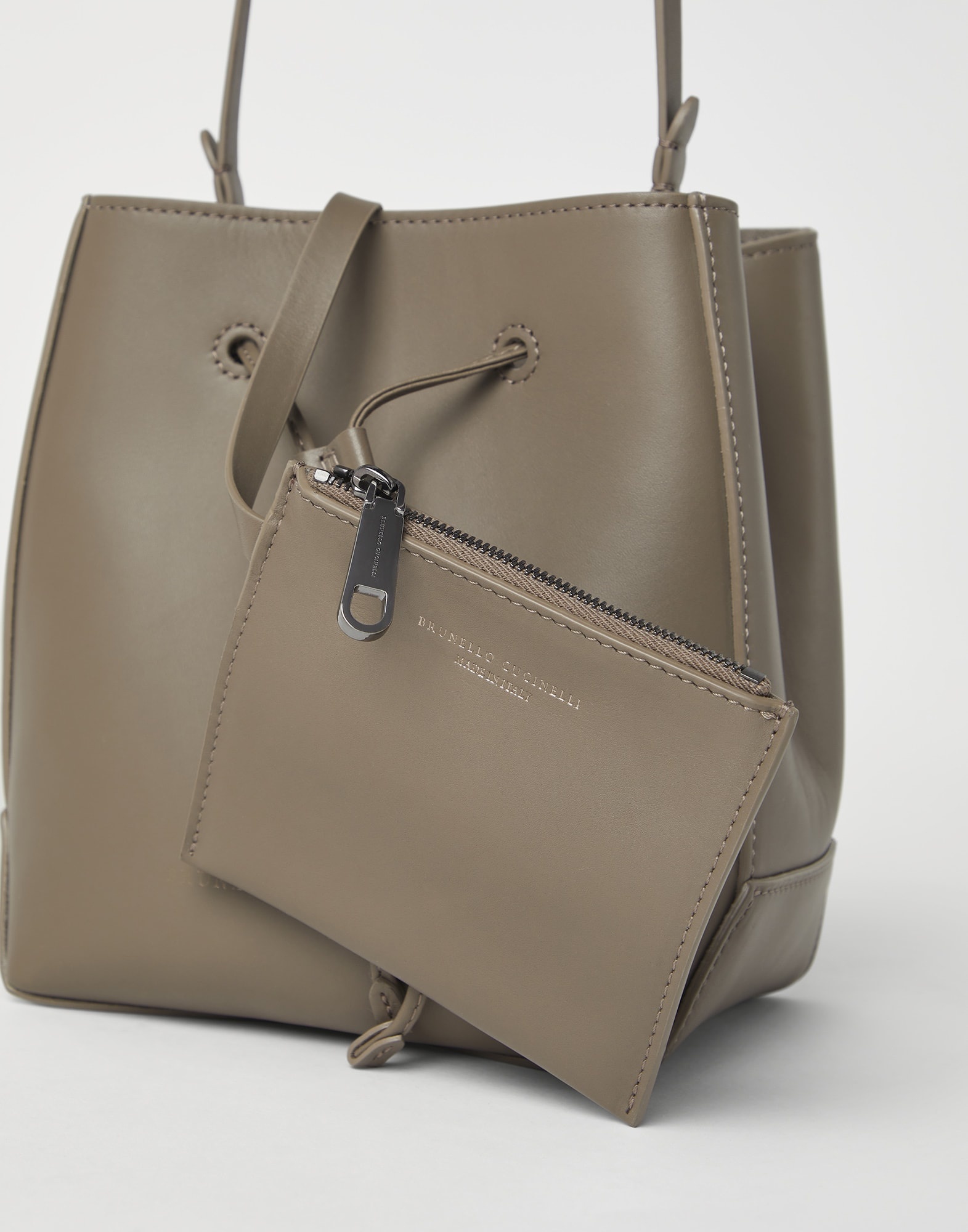 BC Duo small bucket bag in calfskin with monili - 5