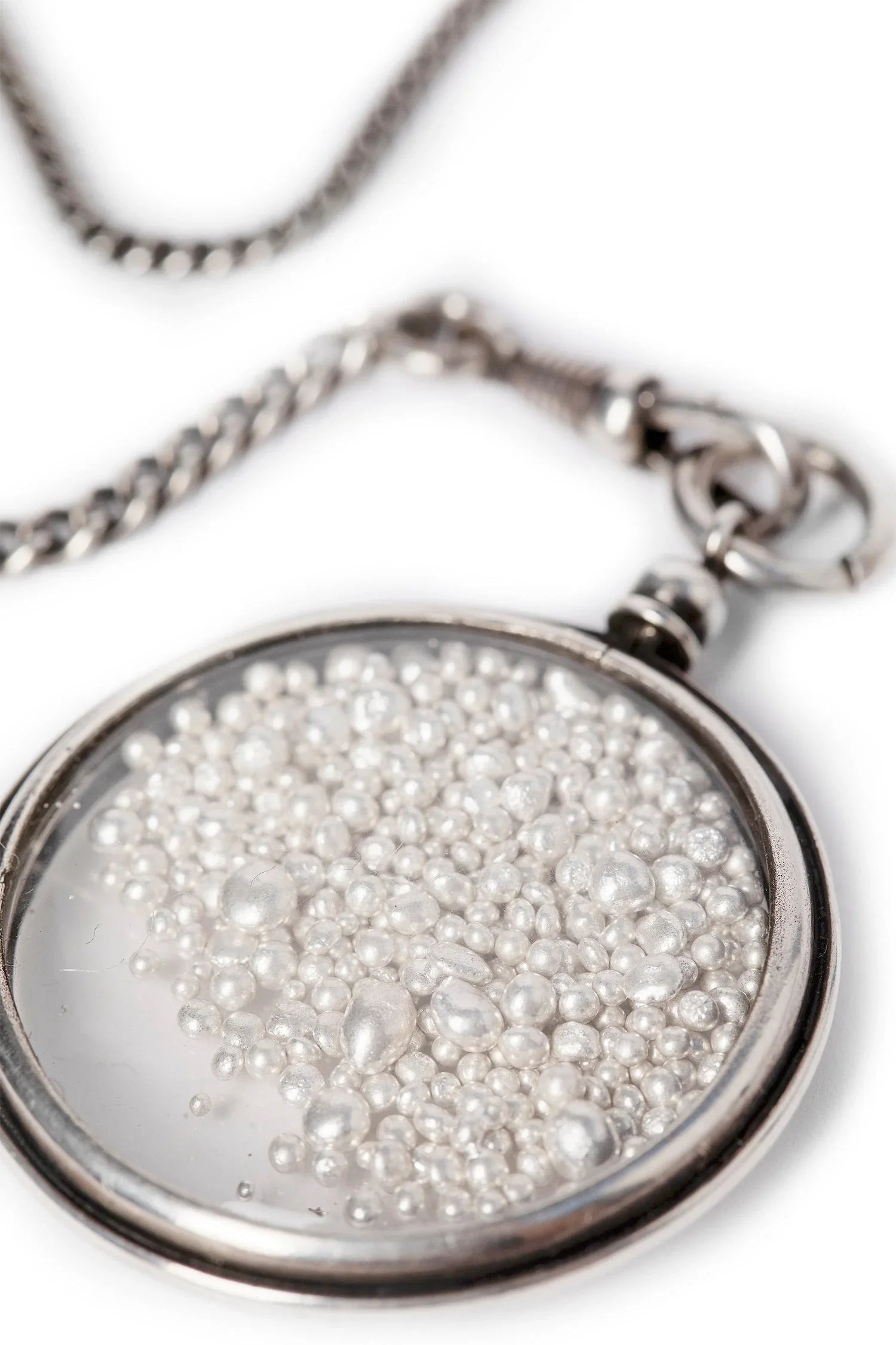 Elsu-Medallion-Necklace - 3
