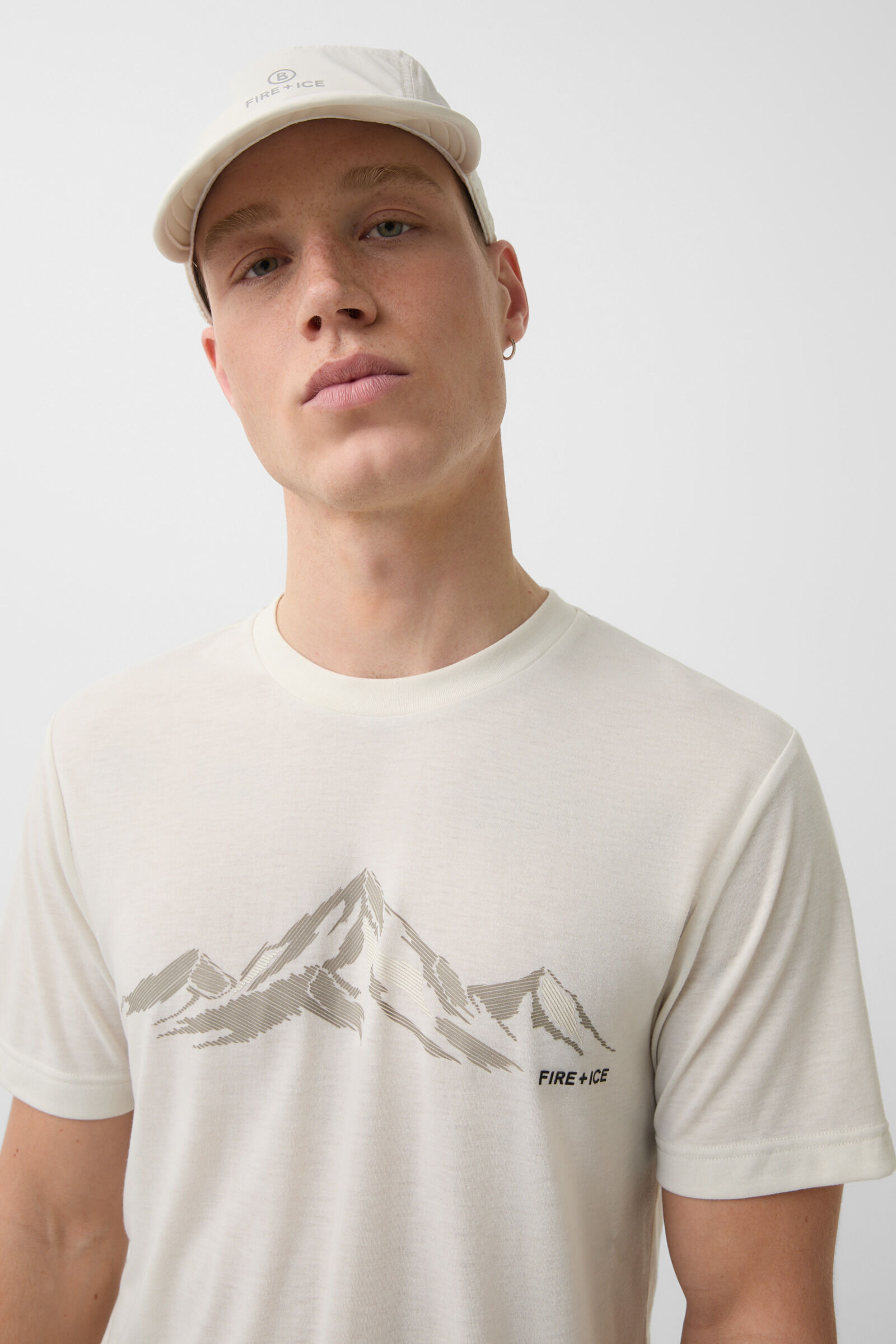Vito T-shirt in Sand - 4