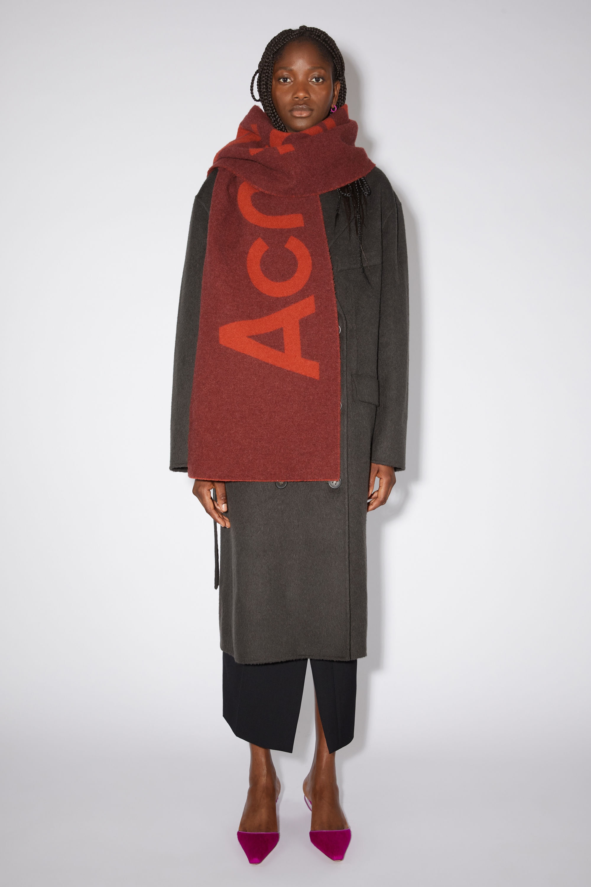 Logo jacquard scarf - Narrow - Rust brown/rust orange - 2