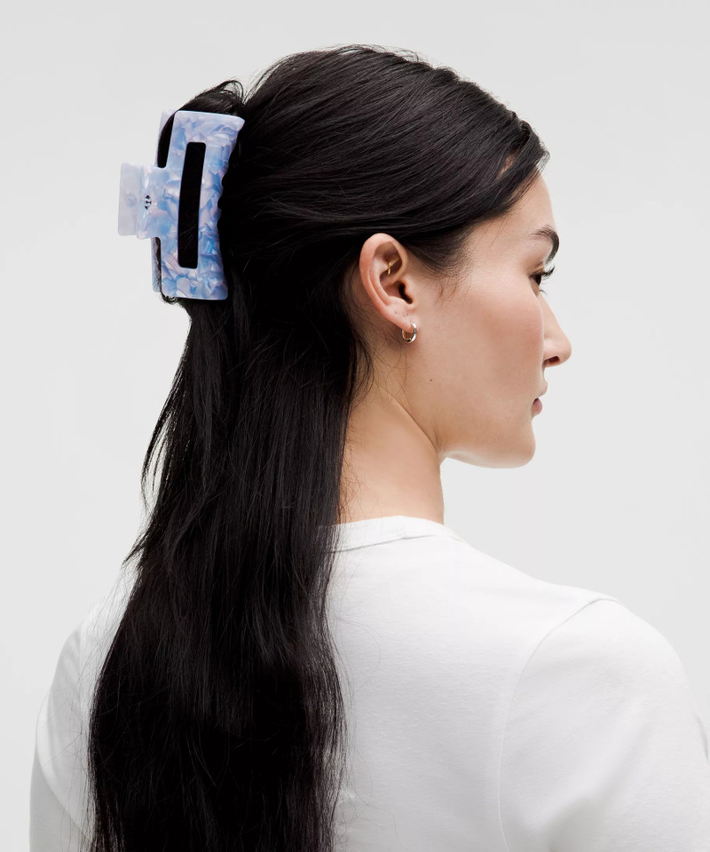 lululemon Extra Large Claw Hair Clip outlook