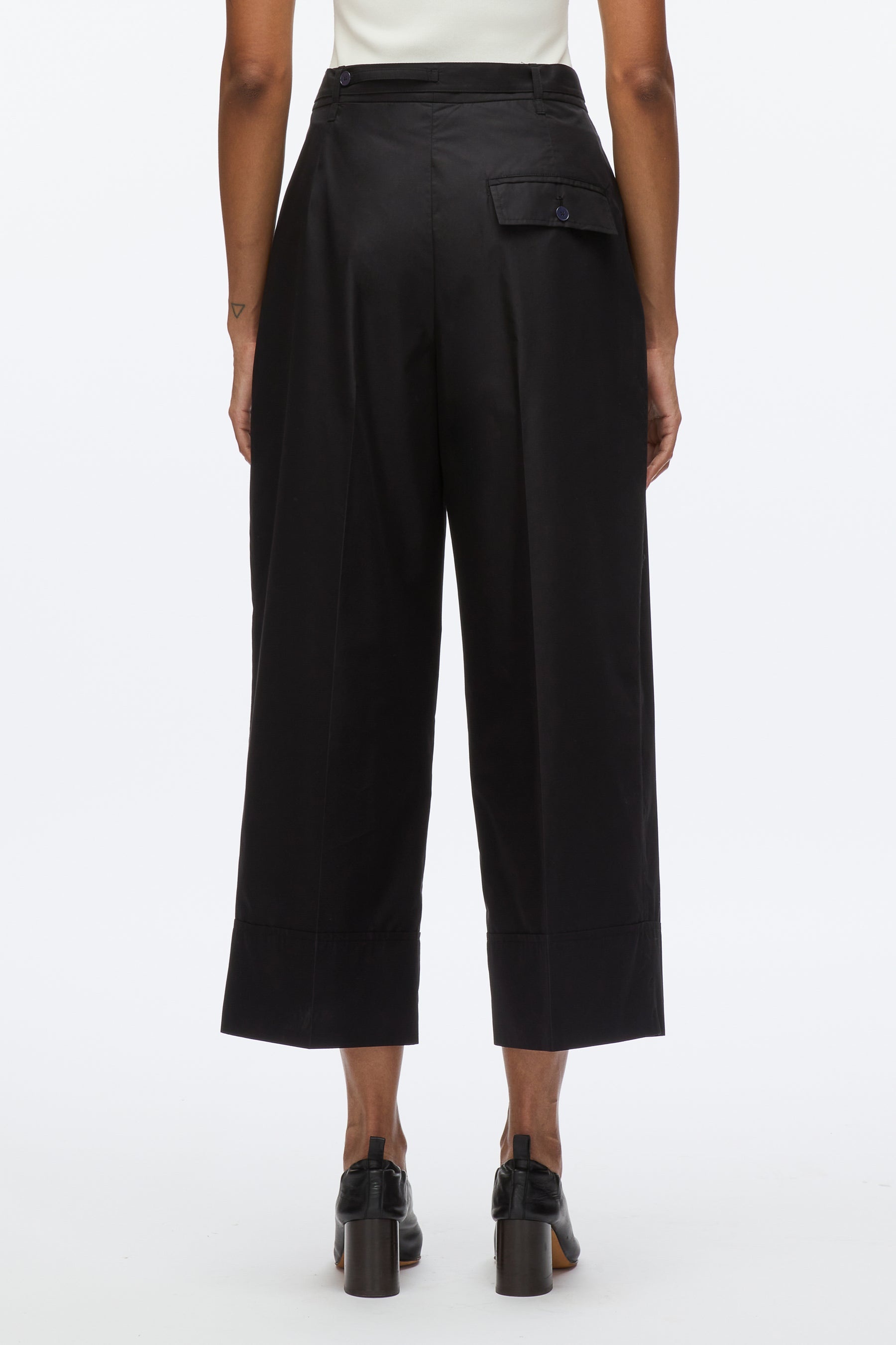 Double Pleat Wide Cropped Pant - 4