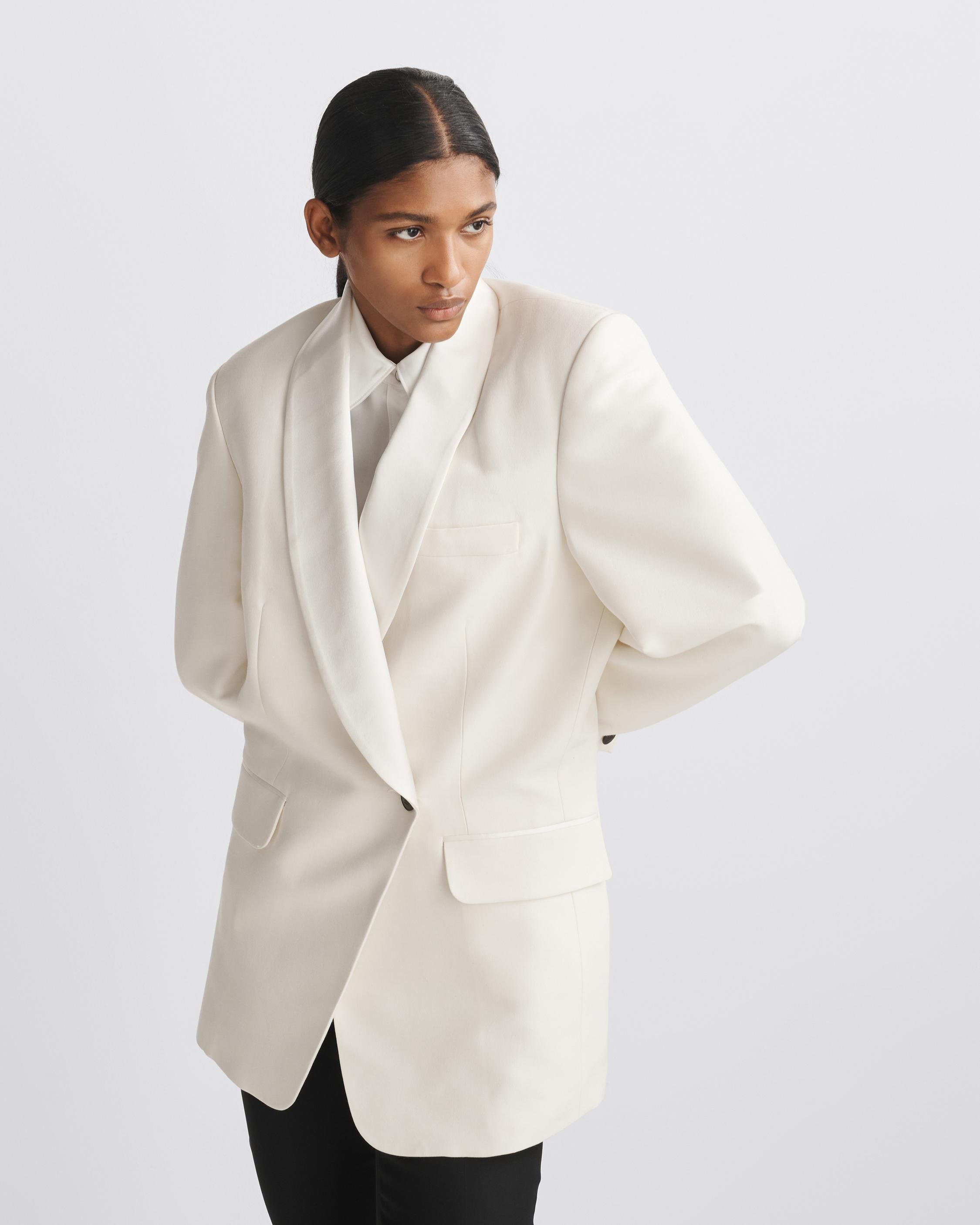 Femi Wool Blazer
Relaxed Fit - 7