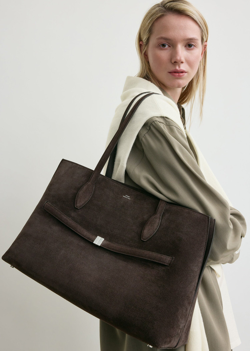 TOTEME Suede lounge tote brown outlook