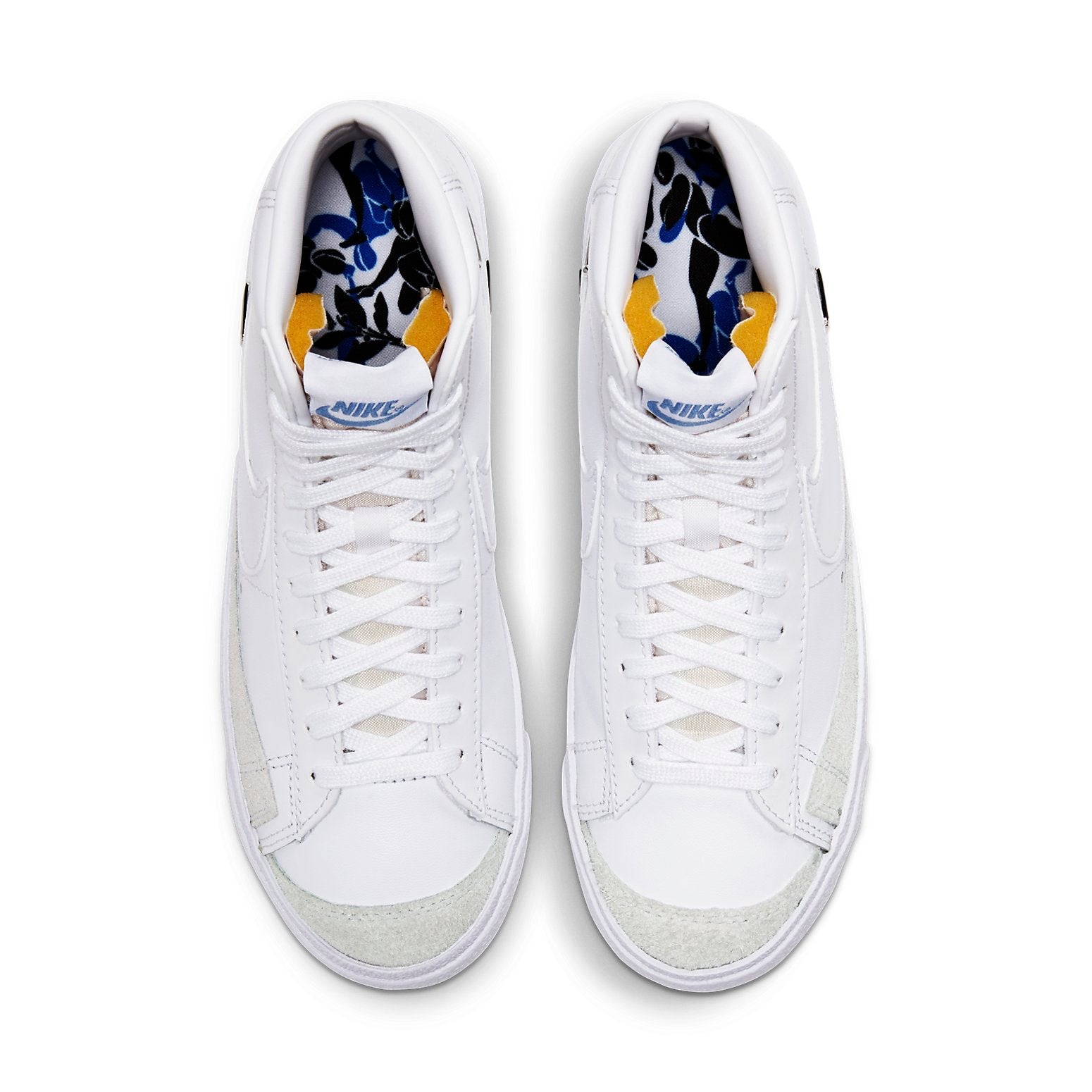 (WMNS) Nike Blazer Mid '77 SE 'Sisterhood - White Metallic Silver' CZ4627-100 - 4