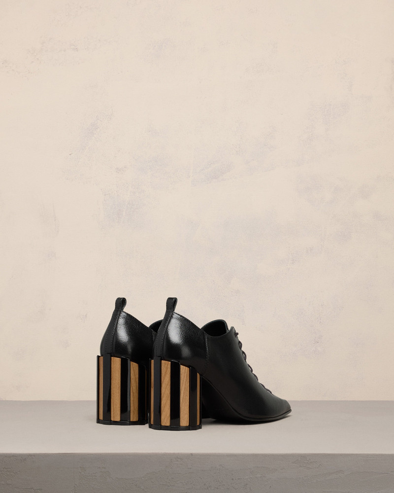 POINTED TOE LACE-UP SHOES 4