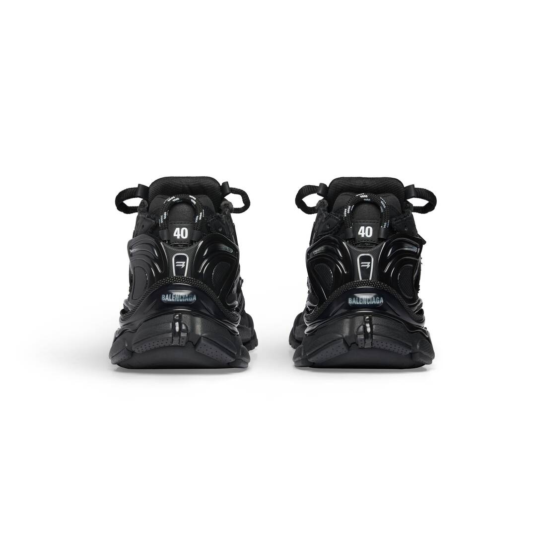 Women's Runner Sneaker in Black - 5