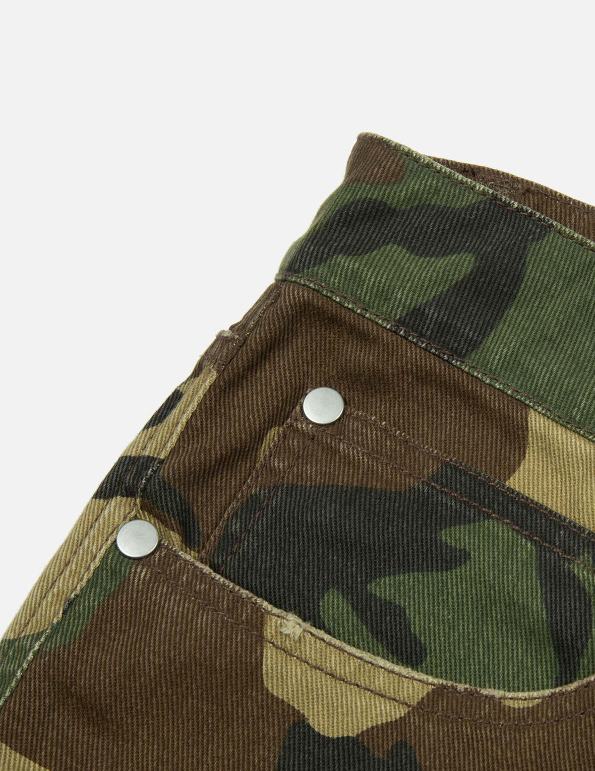 SEAGULL APPLIQUÉ EMBROIDERY BAGGY FIT CAMO PARACHUTE PANTS - 9