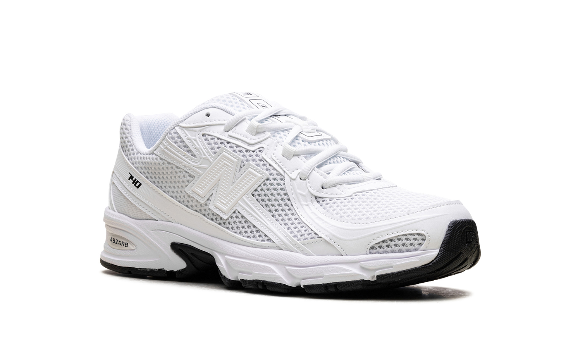 740 "Triple White" - 7