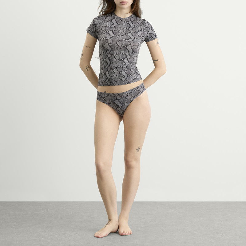 SKIMS SKIMS Fits Everybody Thong outlook