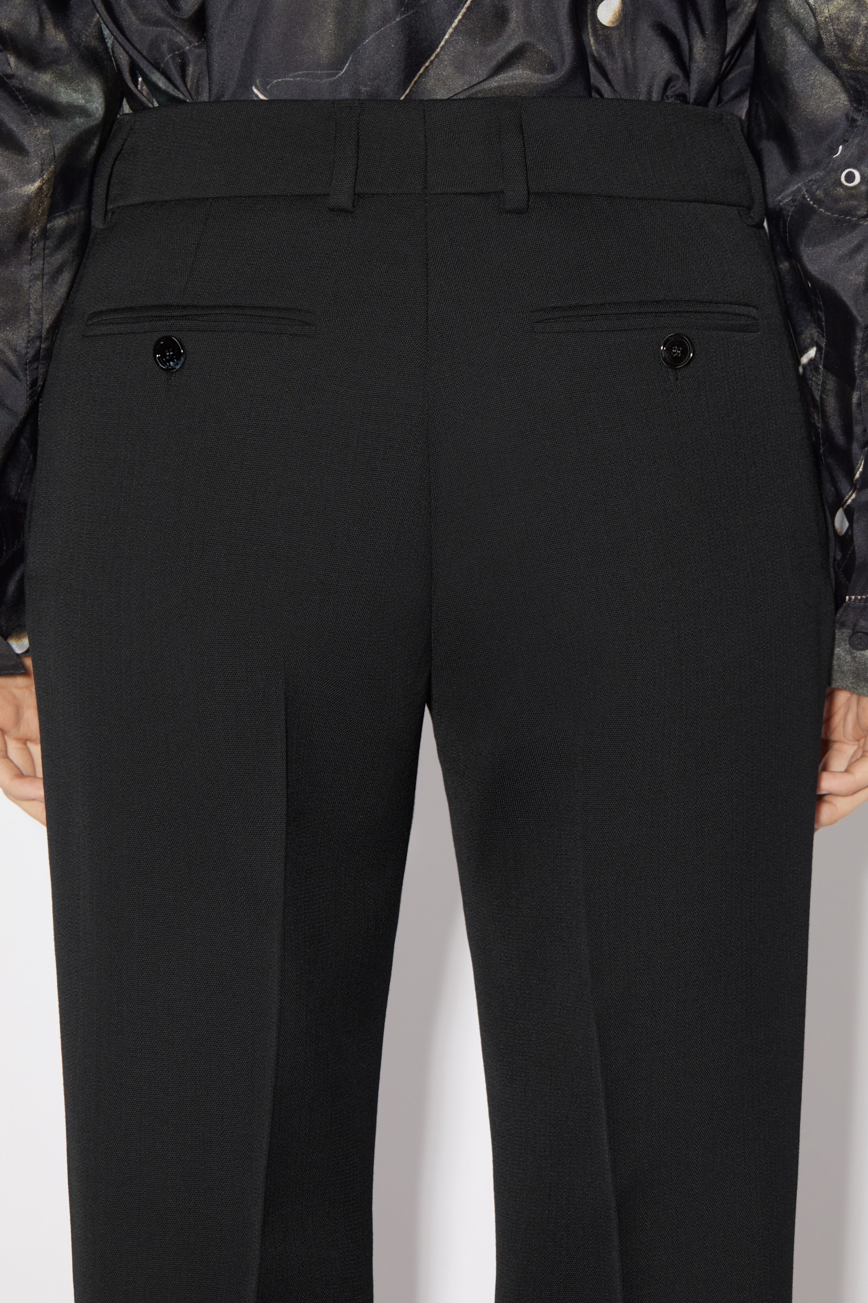 Narrow tailored trousers - Black - 5