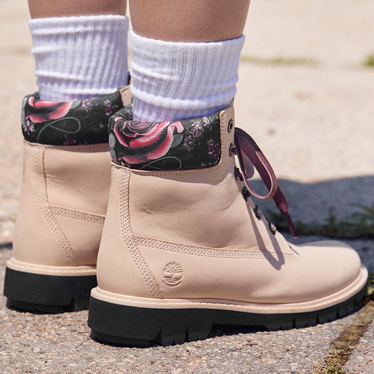 (WMNS) Timberland Lucia Way 6 Inch Charm Waterproof Boot 'Light Pink Nubuck' A2HXBW - 7