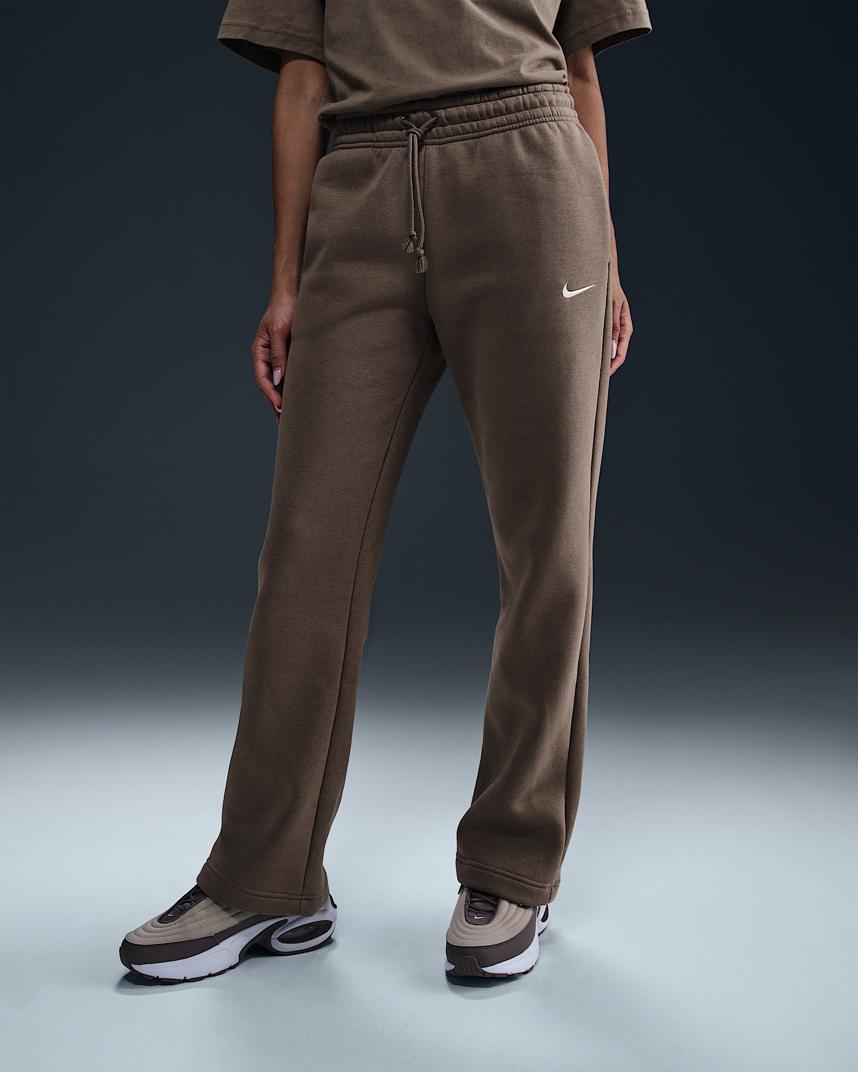 Nike Sportswear Phoenix Fleece Women's Mid-Rise Open-Hem Pants - 2