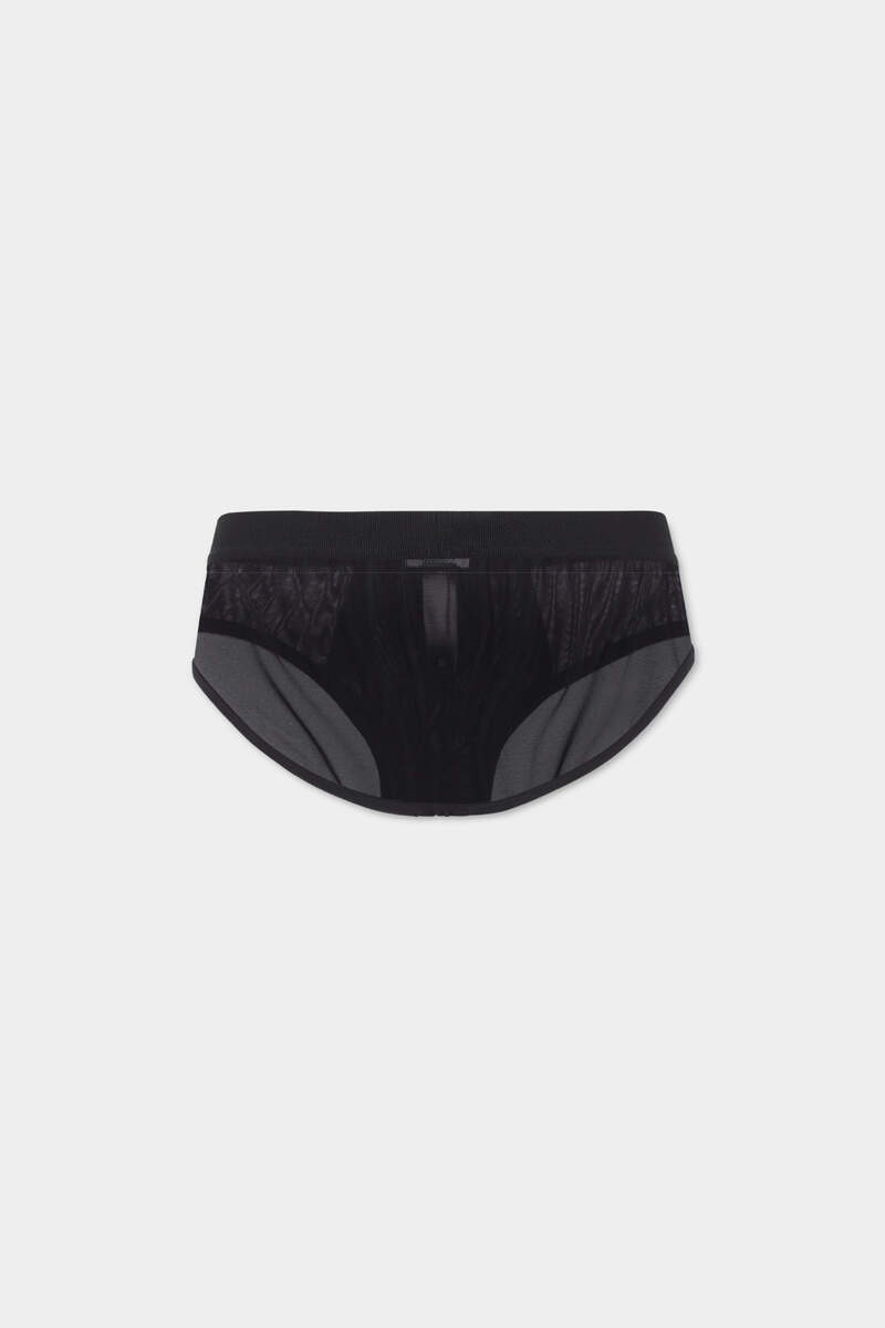 DSQUARED2 VALENTINE'S DAY BRIEF outlook