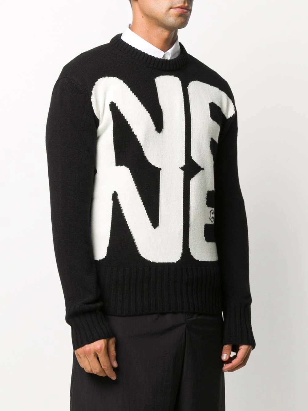 Need crew-neck jumper - 3