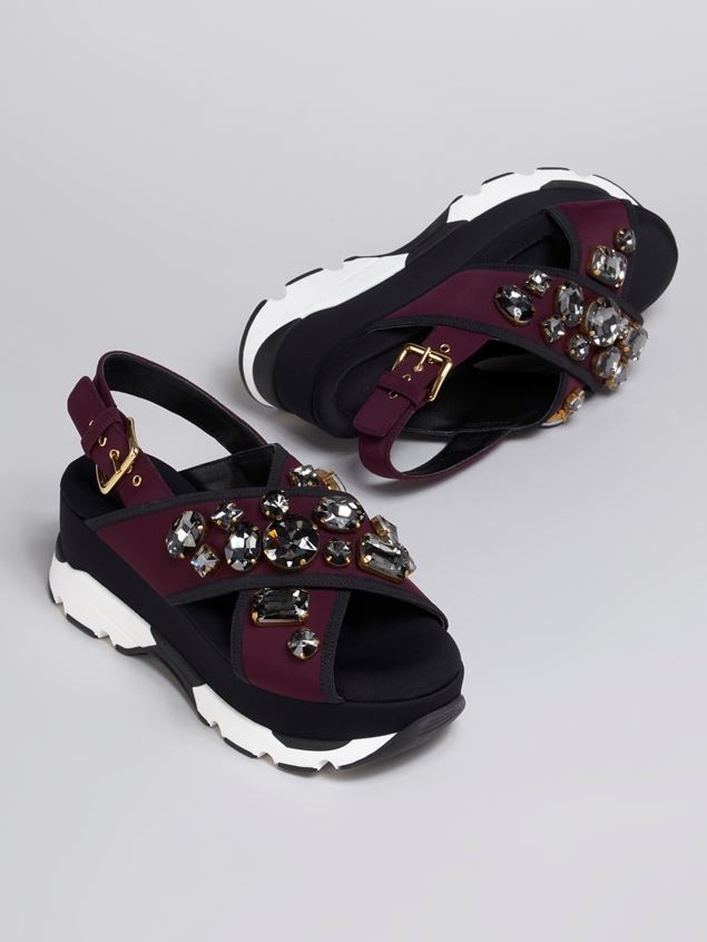 BURGUNDY AND BLACK WEDGE IN TECHNICAL FABRIC - 4