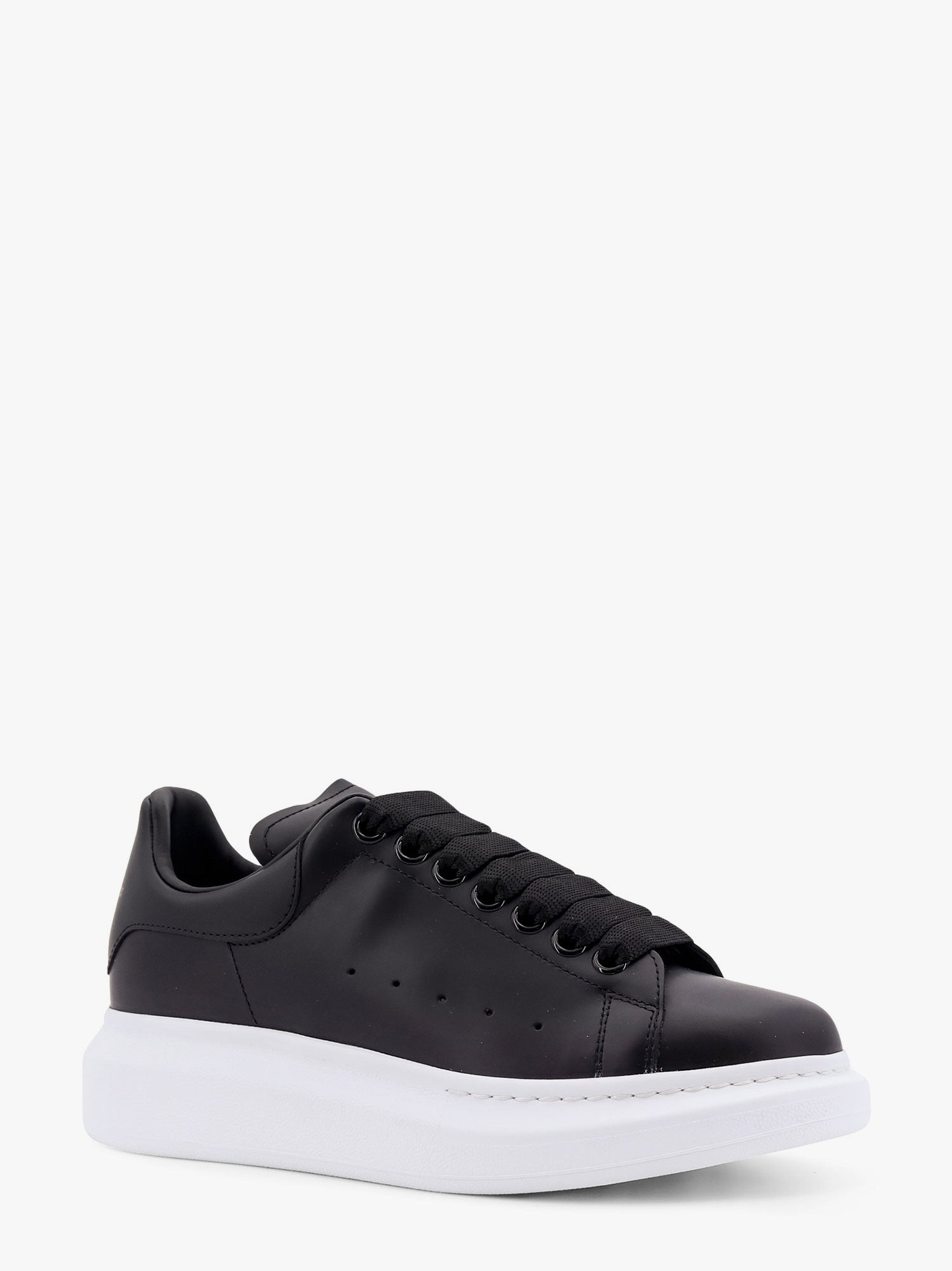 Larry Leather Sneakers With Logo Detail On The Back - 2