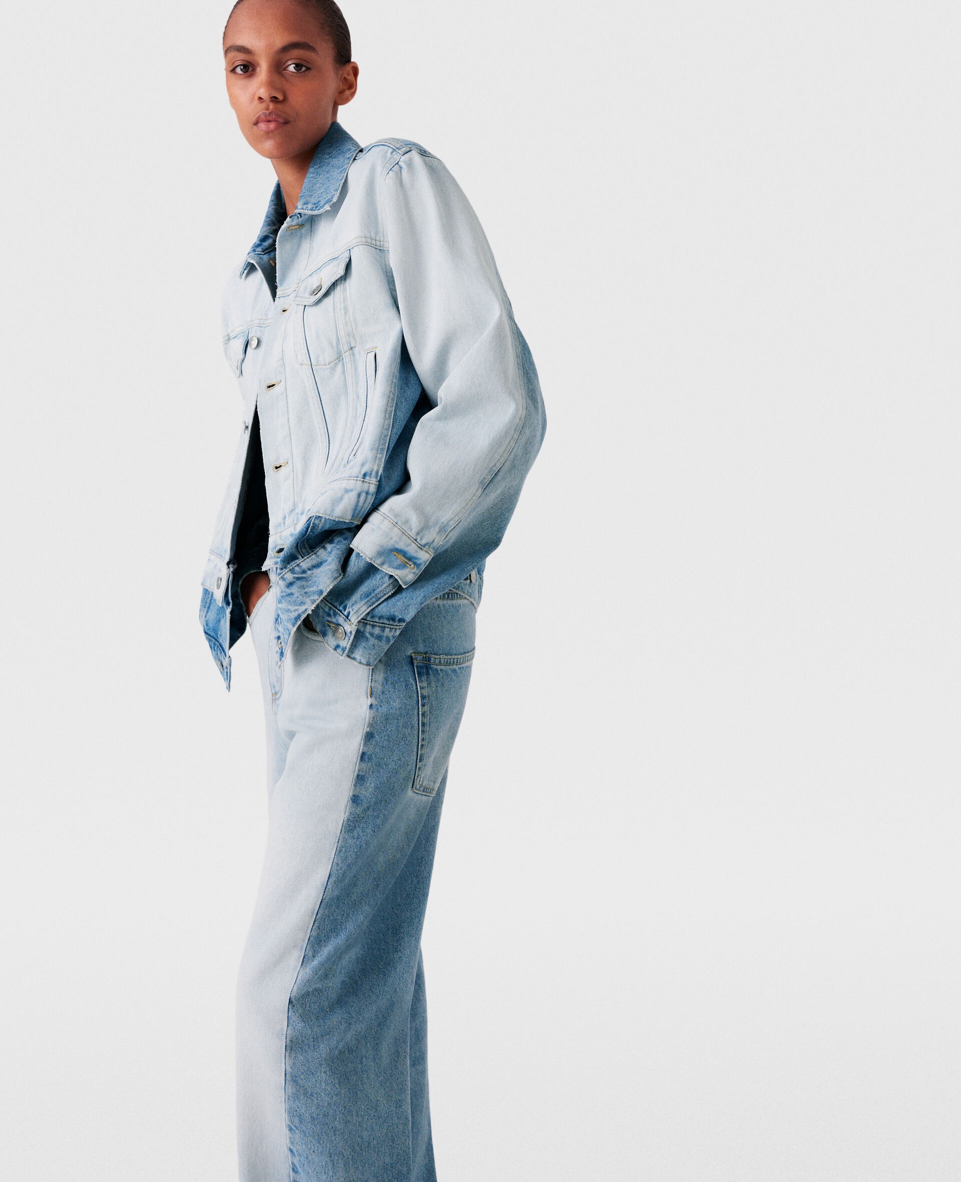 デニム・ジーパン Stella McCartney WIDE-LEG JEANS WITH CONTRASTING PANELS Stella McCartney Contrast Panel Straight-Leg Jeans | REVERSIBLE