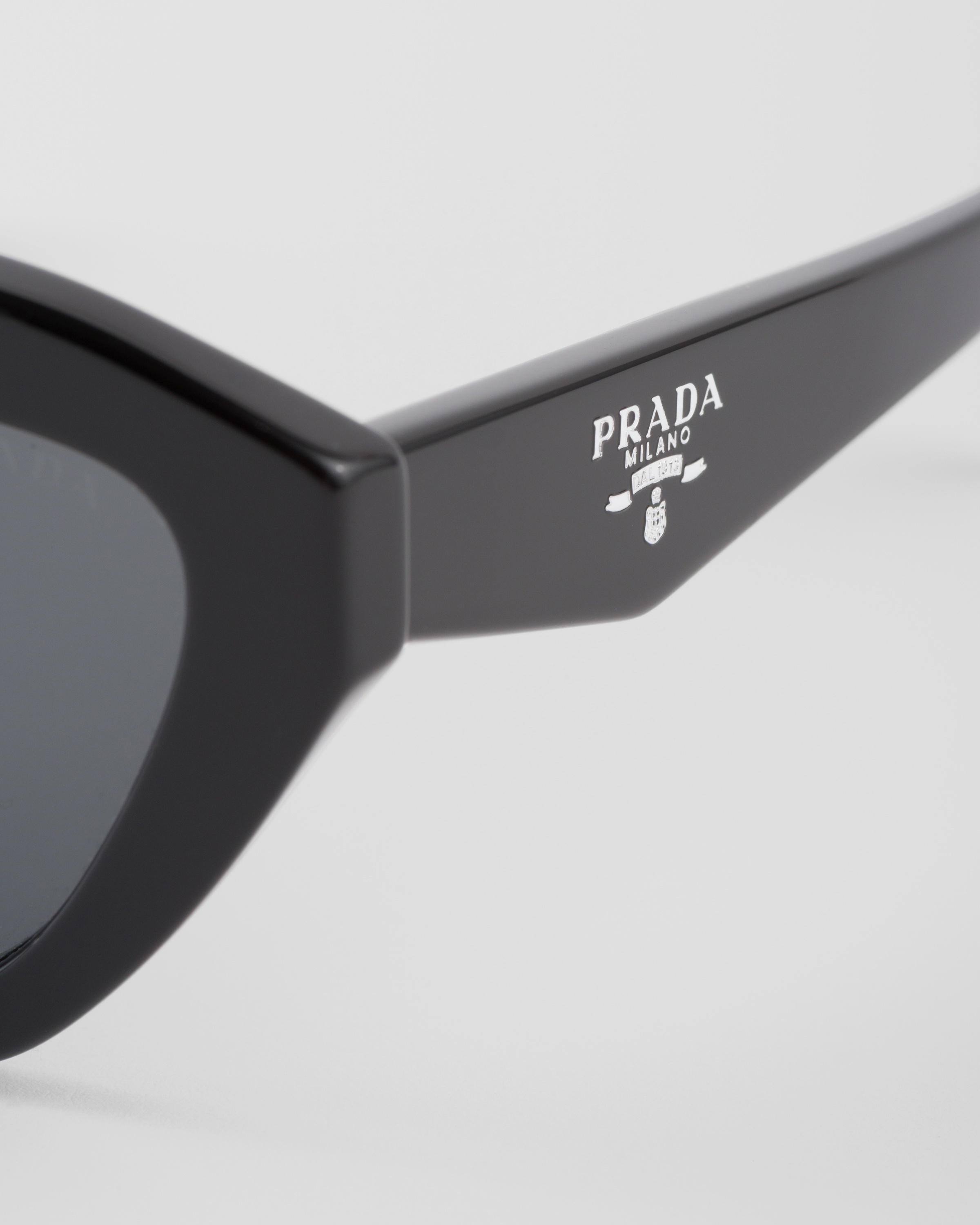 Prada logo sunglasses - 5