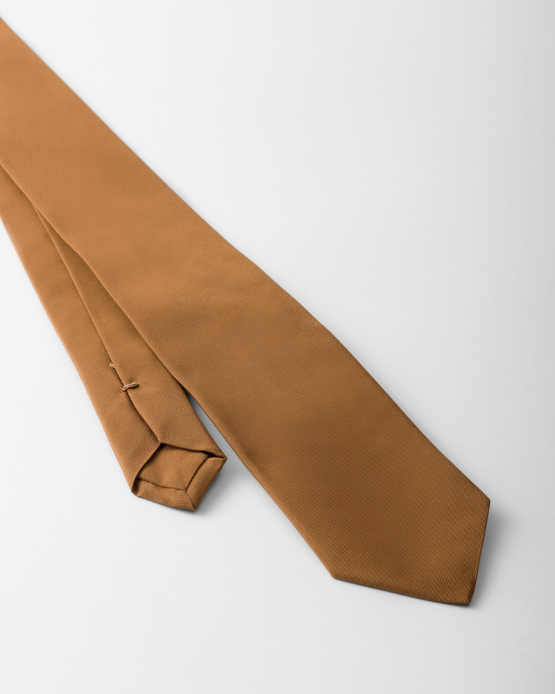 Silk tie 4