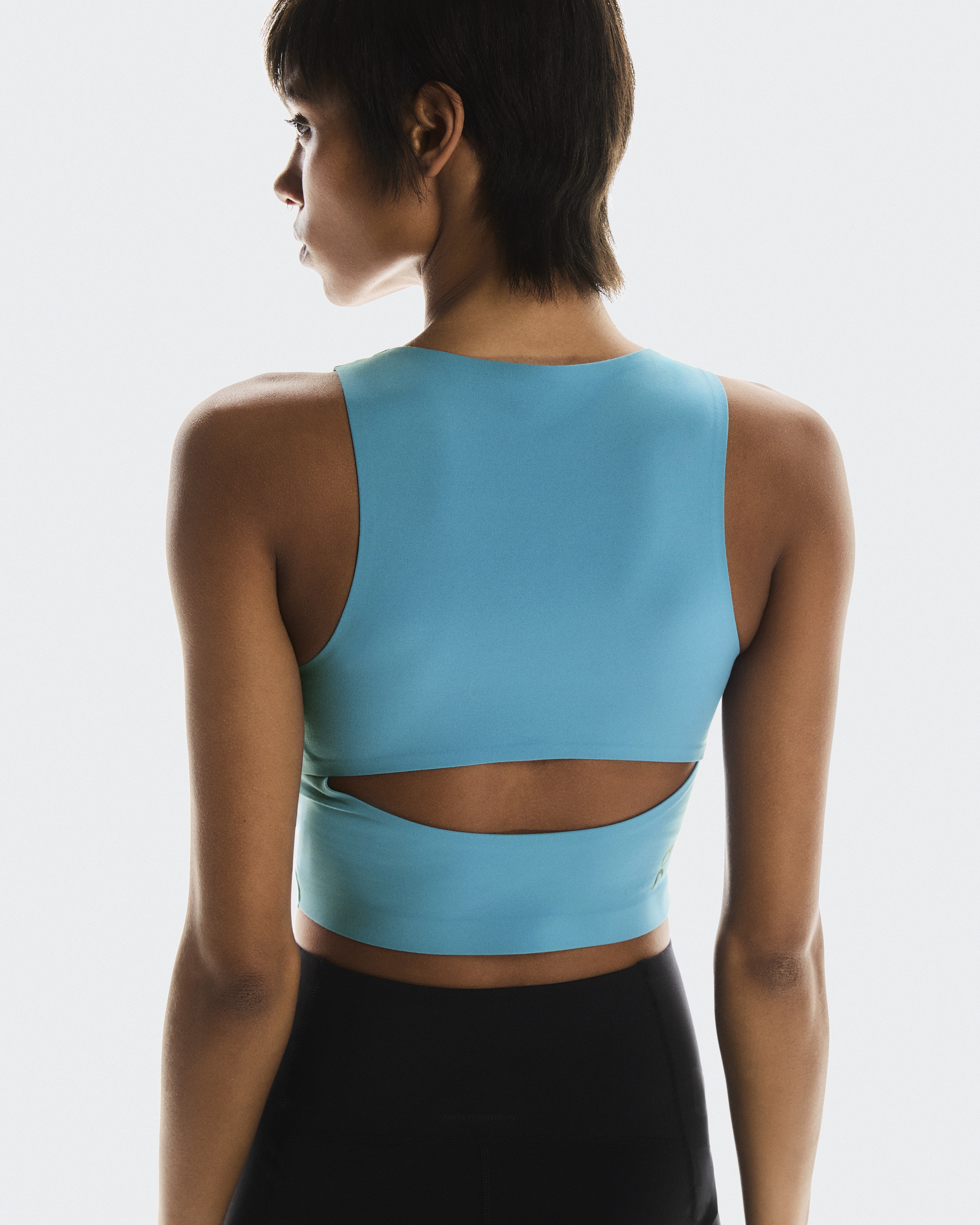 Studio Open Back Crop - 4