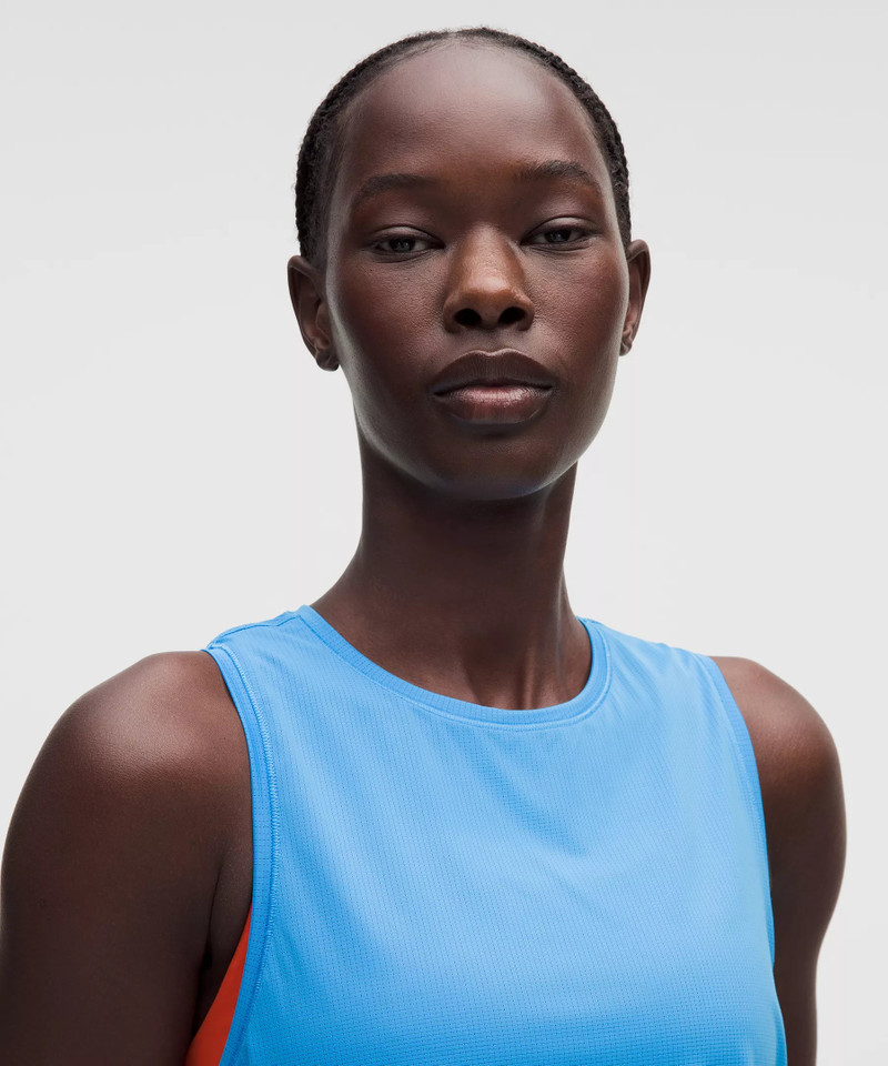 Lightweight Waist-Length Running Tank Top 4