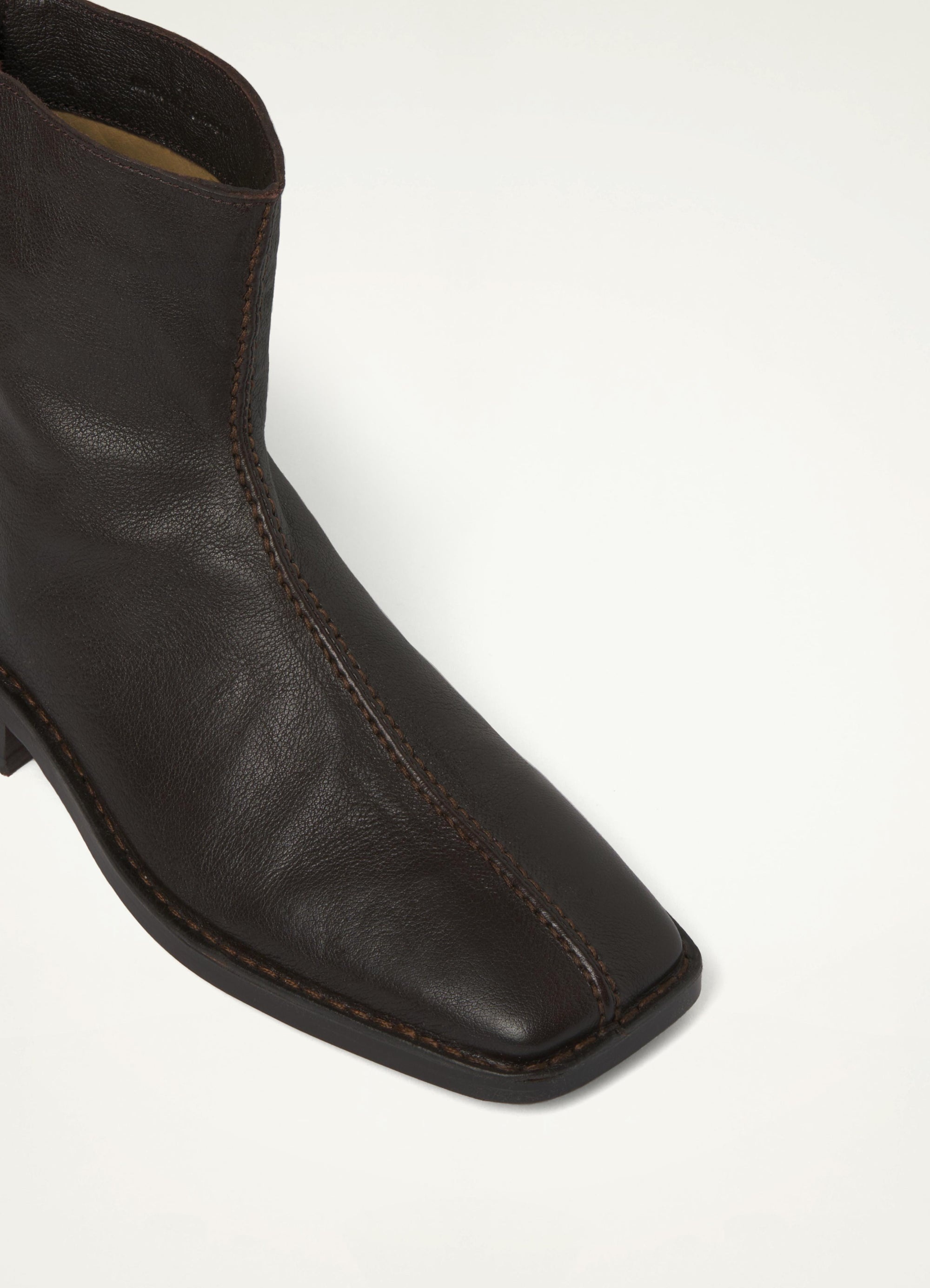 PIPED ZIPPED BOOTS
SOFT LEATHER - 4