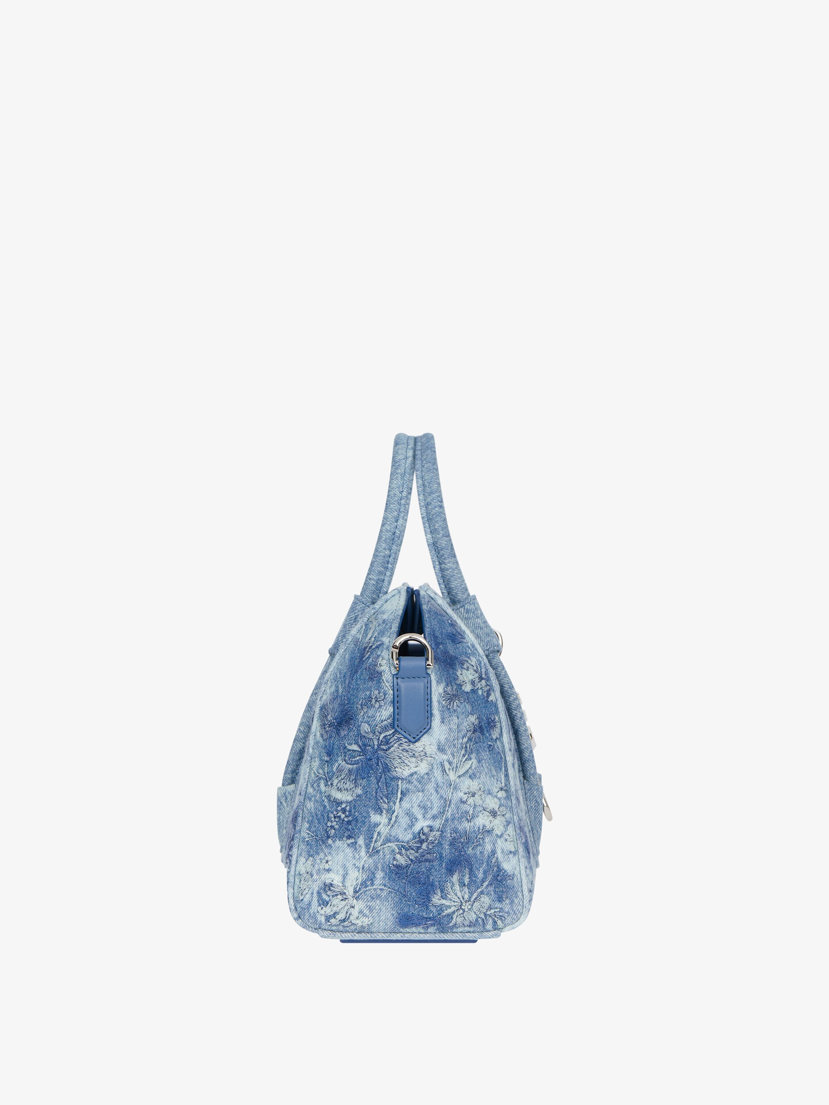 MINI ANTIGONA LOCK BAG IN WASHED EMBROIDERED DENIM - 3