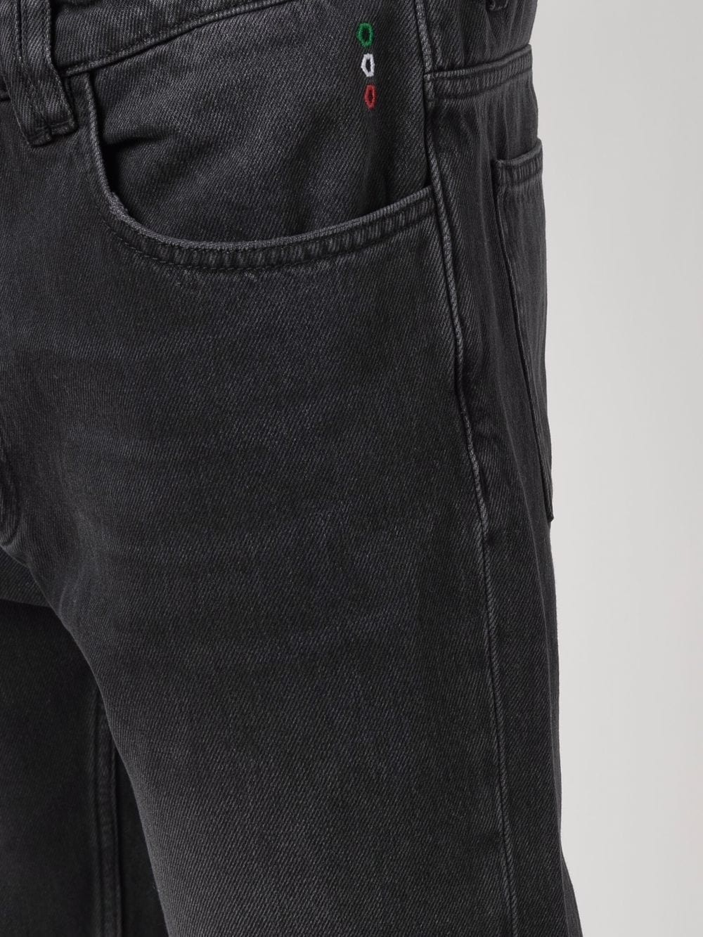 Iconic carrot-cut jeans - 5