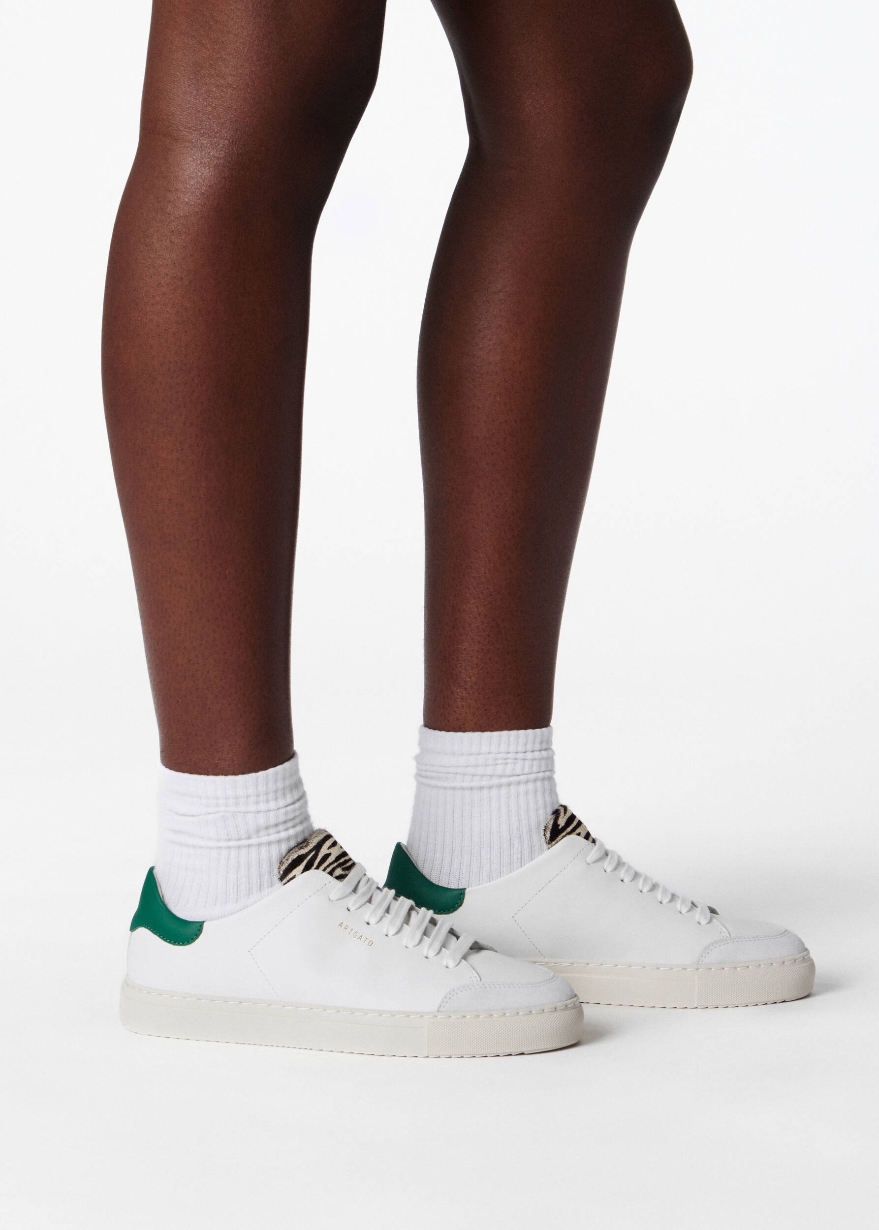 Clean 90 Triple Sneaker - 6