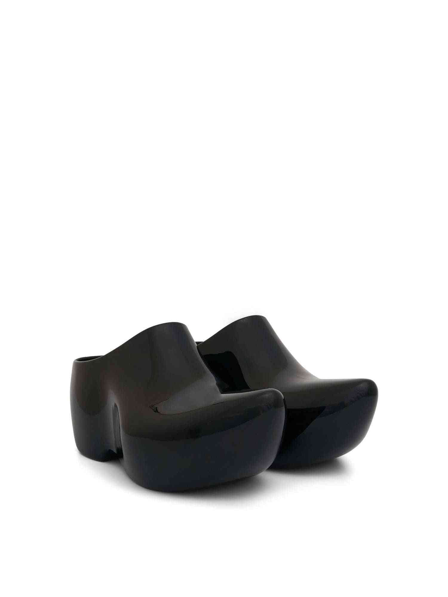 Technoclog Shinny Mule in Black - 2