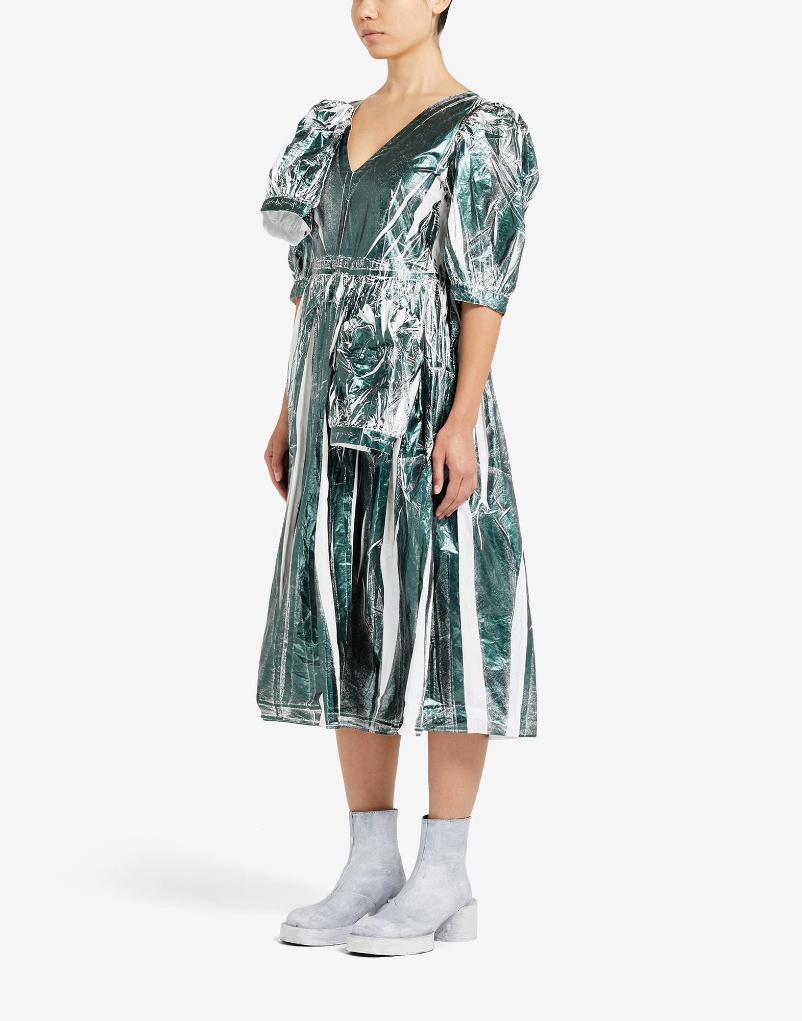 Gathered dress with hanging sleeves - 5