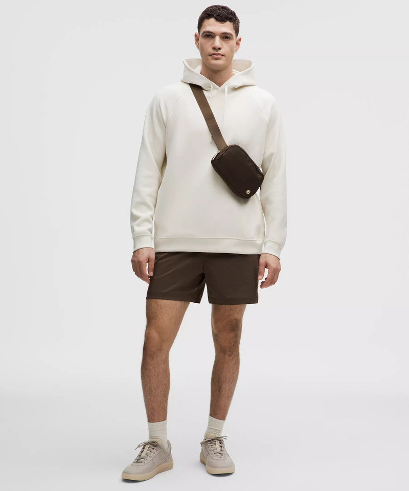 lululemon Everywhere Belt Bag 1L outlook