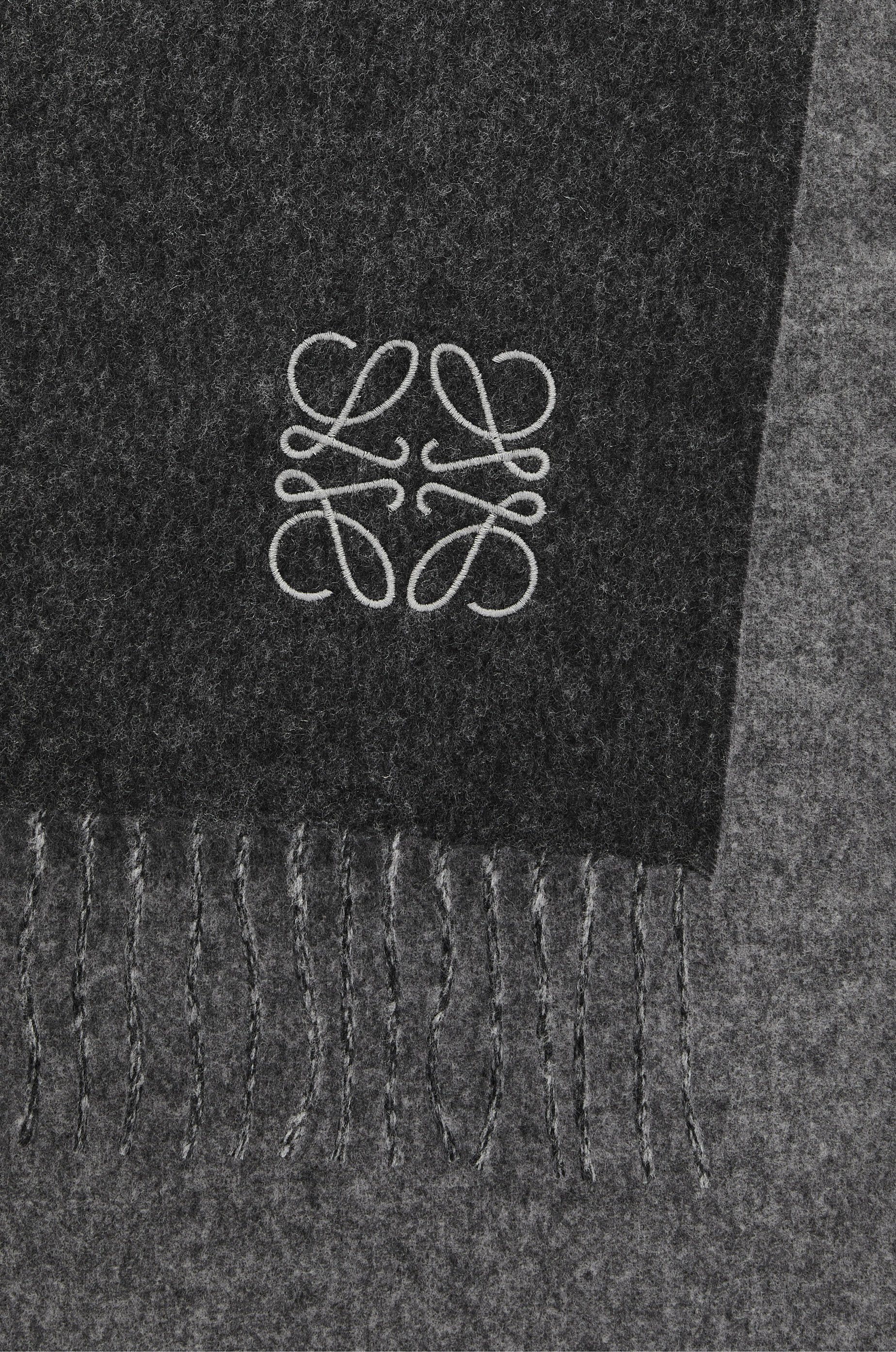 Scarf in wool and cashmere 5