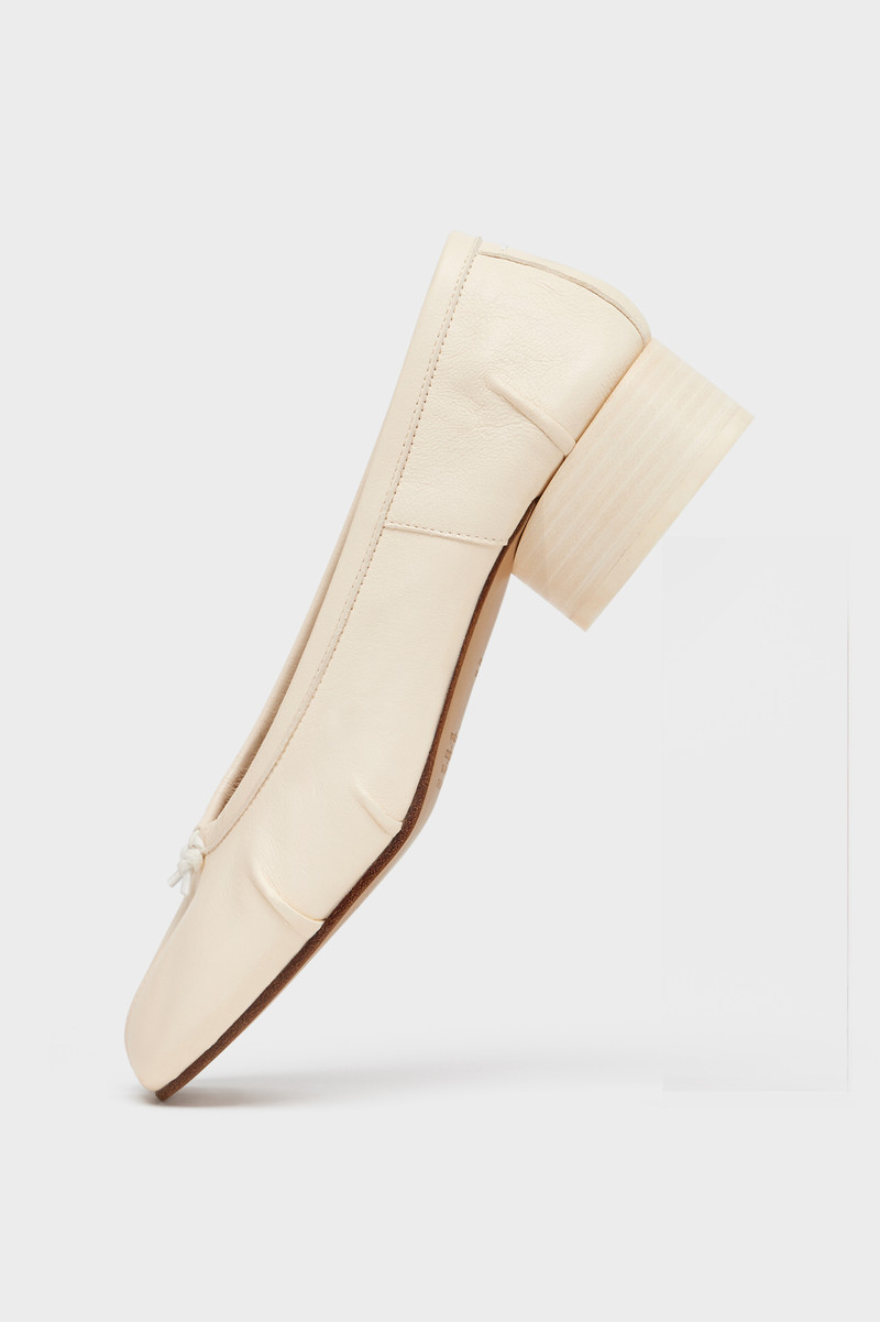 Maison Margiela Tabi new ballerina outlook