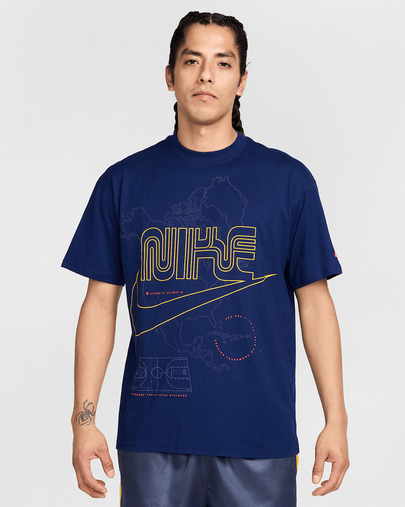 Nike Sportswear Men's Max90 T-Shirt 1