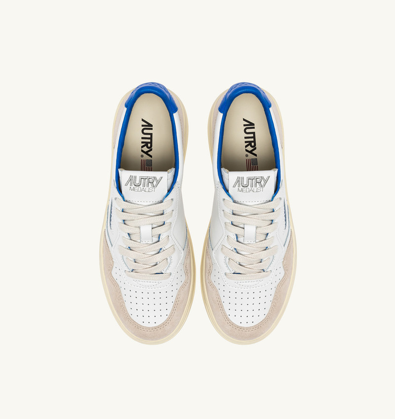 MEDALIST LOW SNEAKERS IN WHITE AND PALACE BLUE LEATHER AND SUEDE WITH LETTERING 5