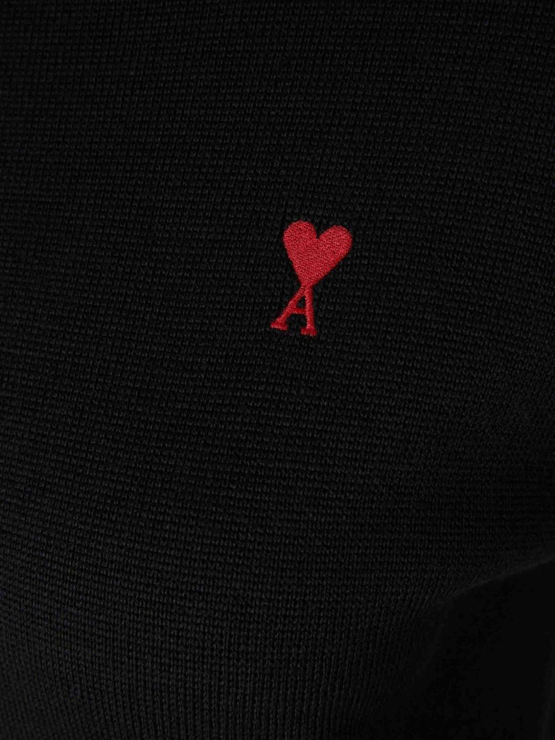 AMI Paris RED AMI DE COEUR TURTLE NECK 스위치 outlook