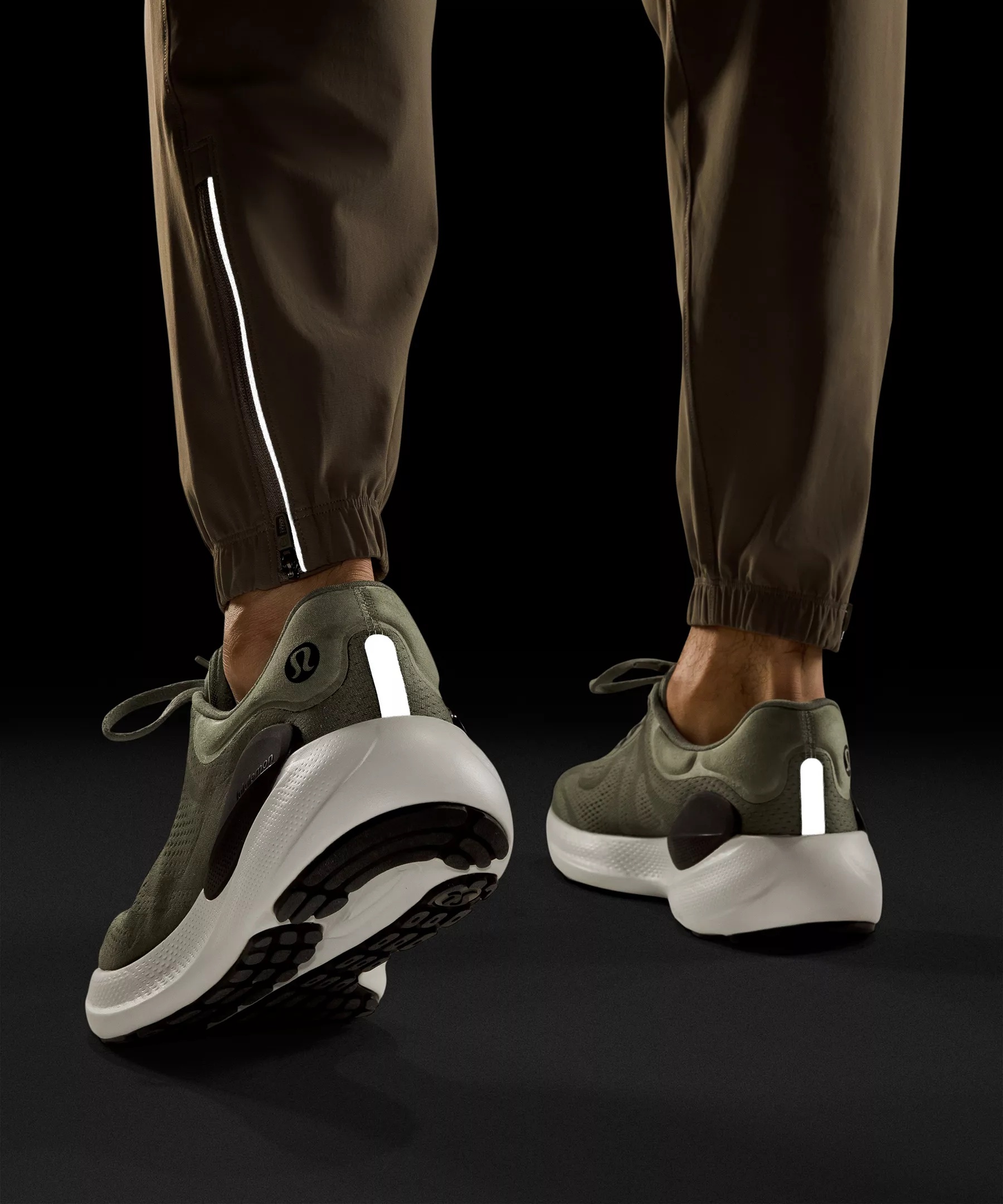 beyondfeel Men's Running Shoe - 10