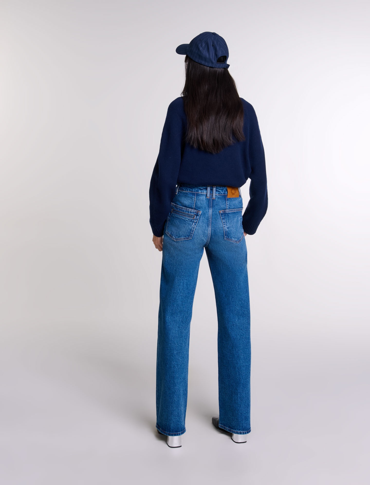 Straight-leg jeans - 4
