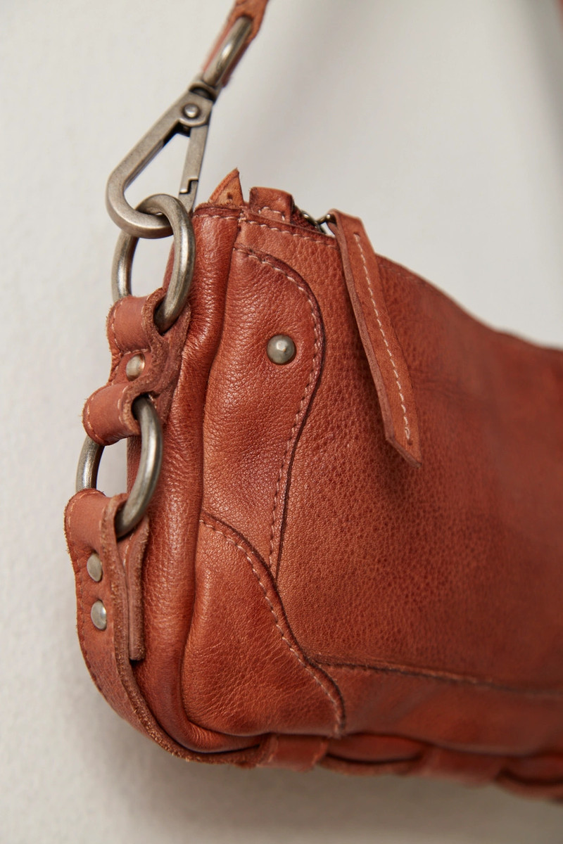 Lillie Leather Shoulder Bag 4