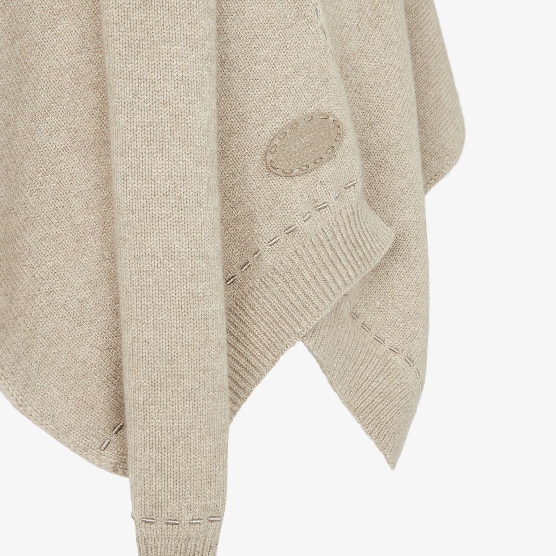 Poncho - 3